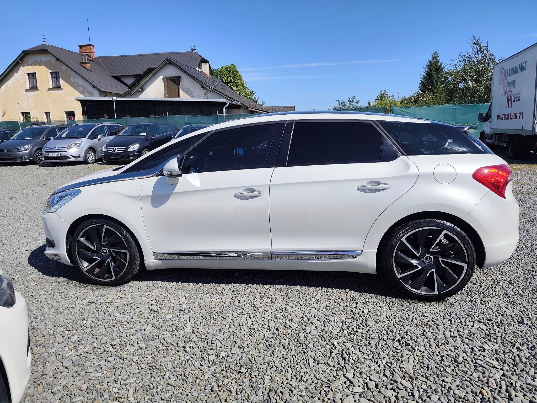 Citroën DS5, 2.0 HDI AT Kůže, Navi Panorama - fotka 4