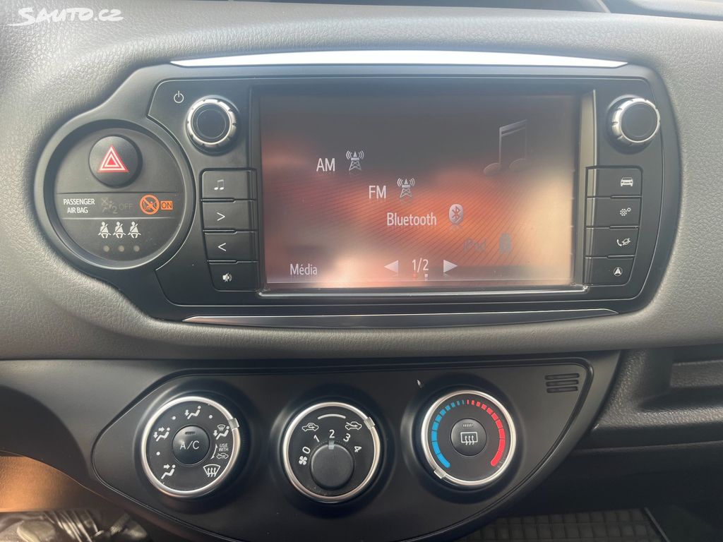 Toyota Yaris, fotka 16