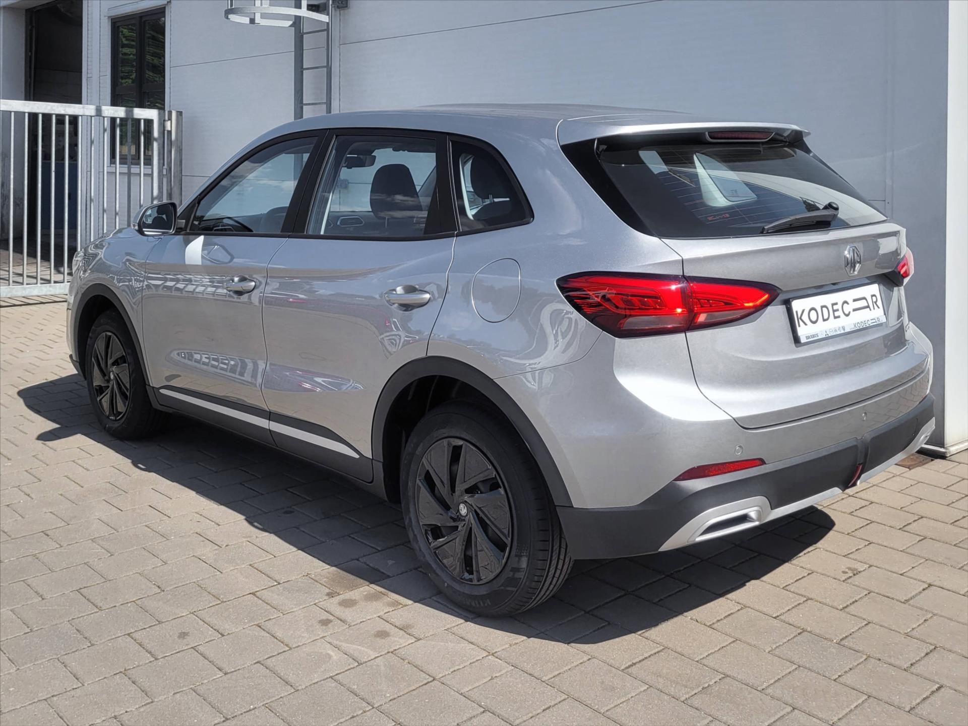 MG ZS, 1,5 115k 5MAN 4x2  Excite - fotka 4