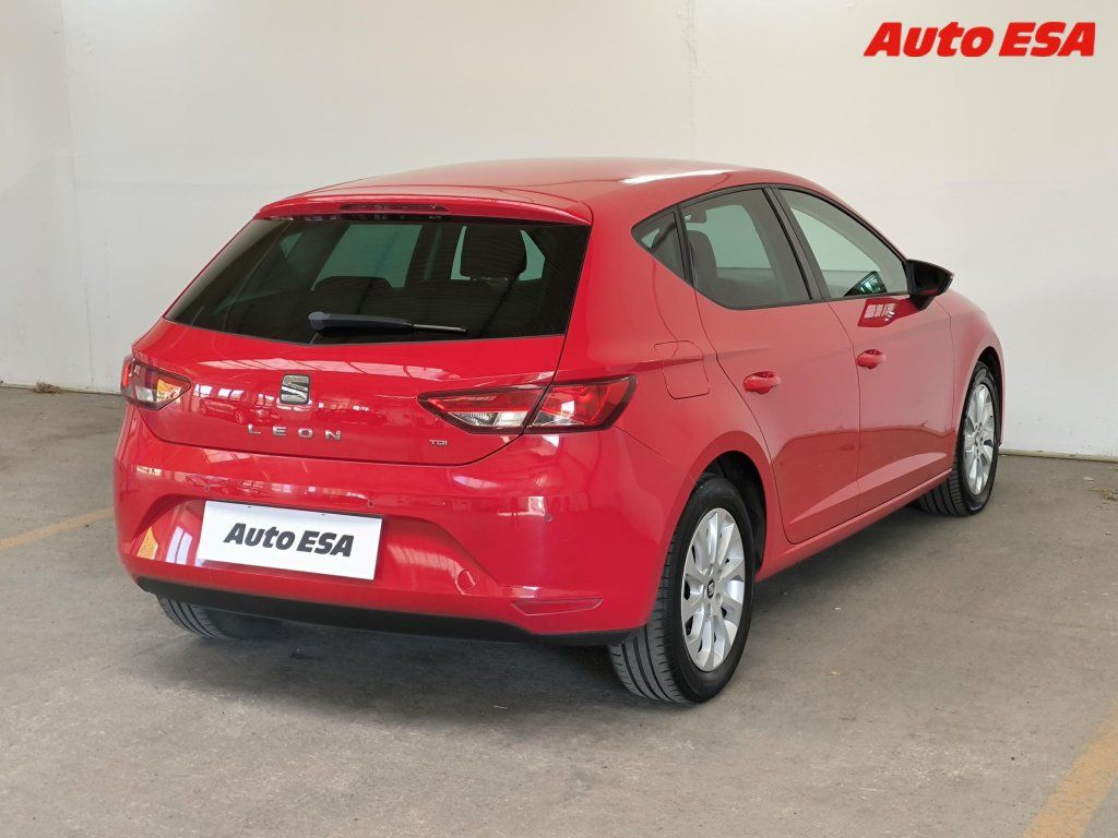 Seat Leon, 1.6TDi,AC,park.čidla - fotka 6
