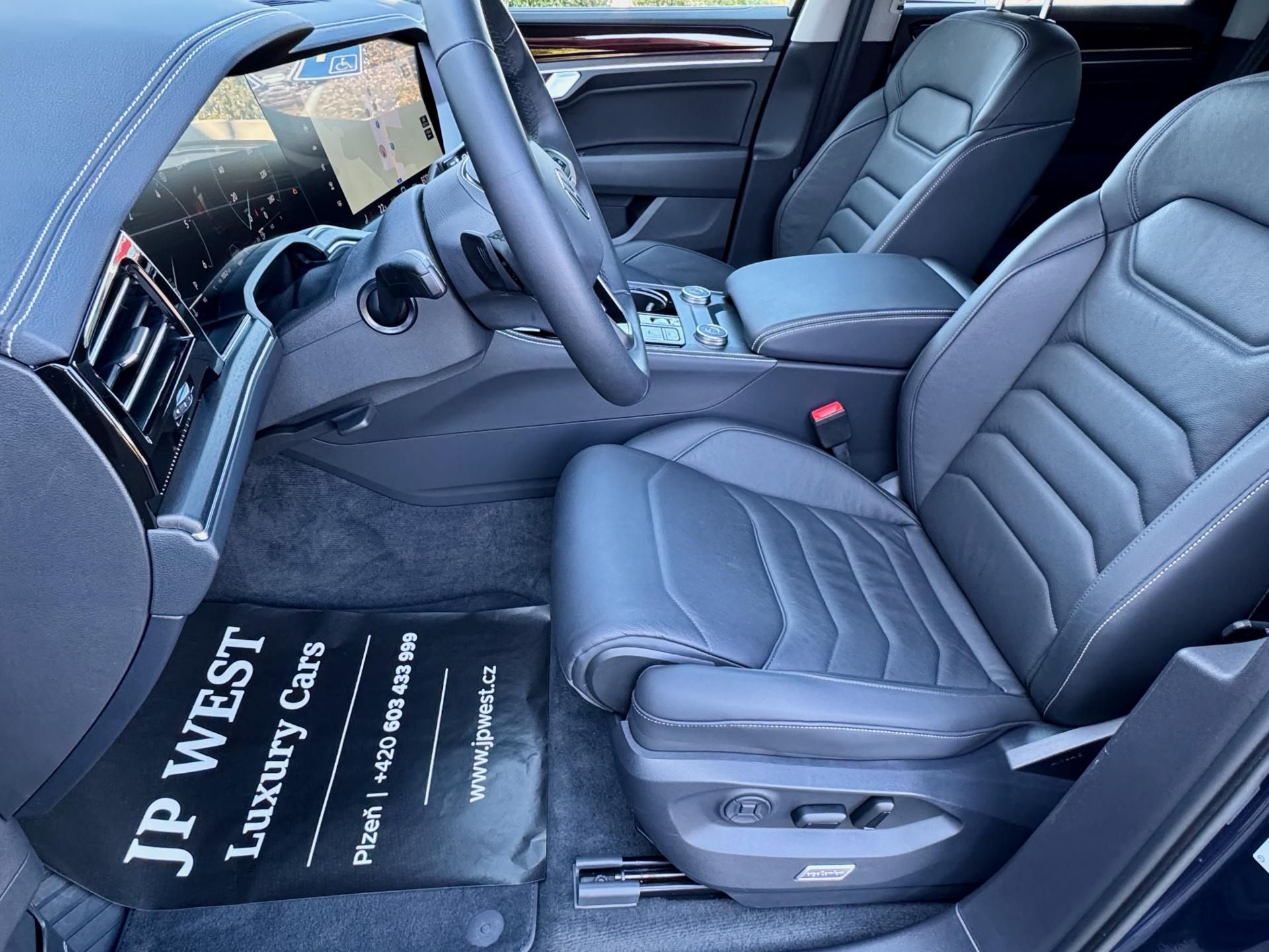 Volkswagen Touareg, Model 2025, Kůže, VZDUCH,Tažné - fotka 3
