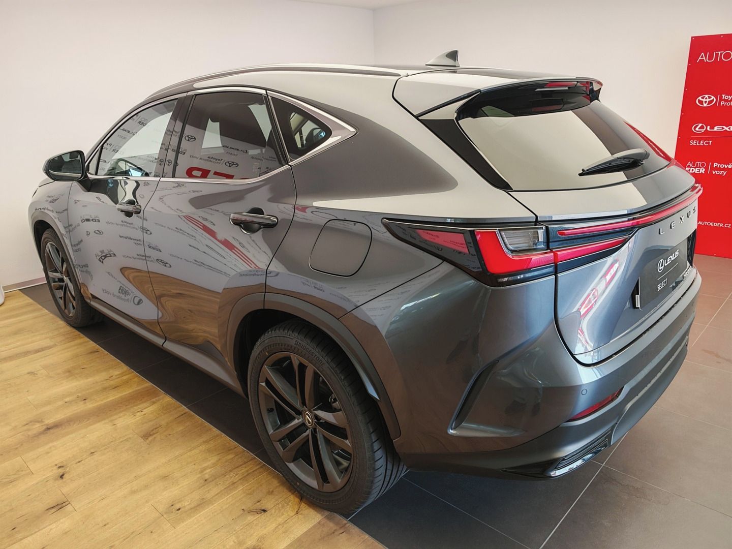 Lexus NX 350h, 350h PRESTIGE PLUS TECH - fotka 6