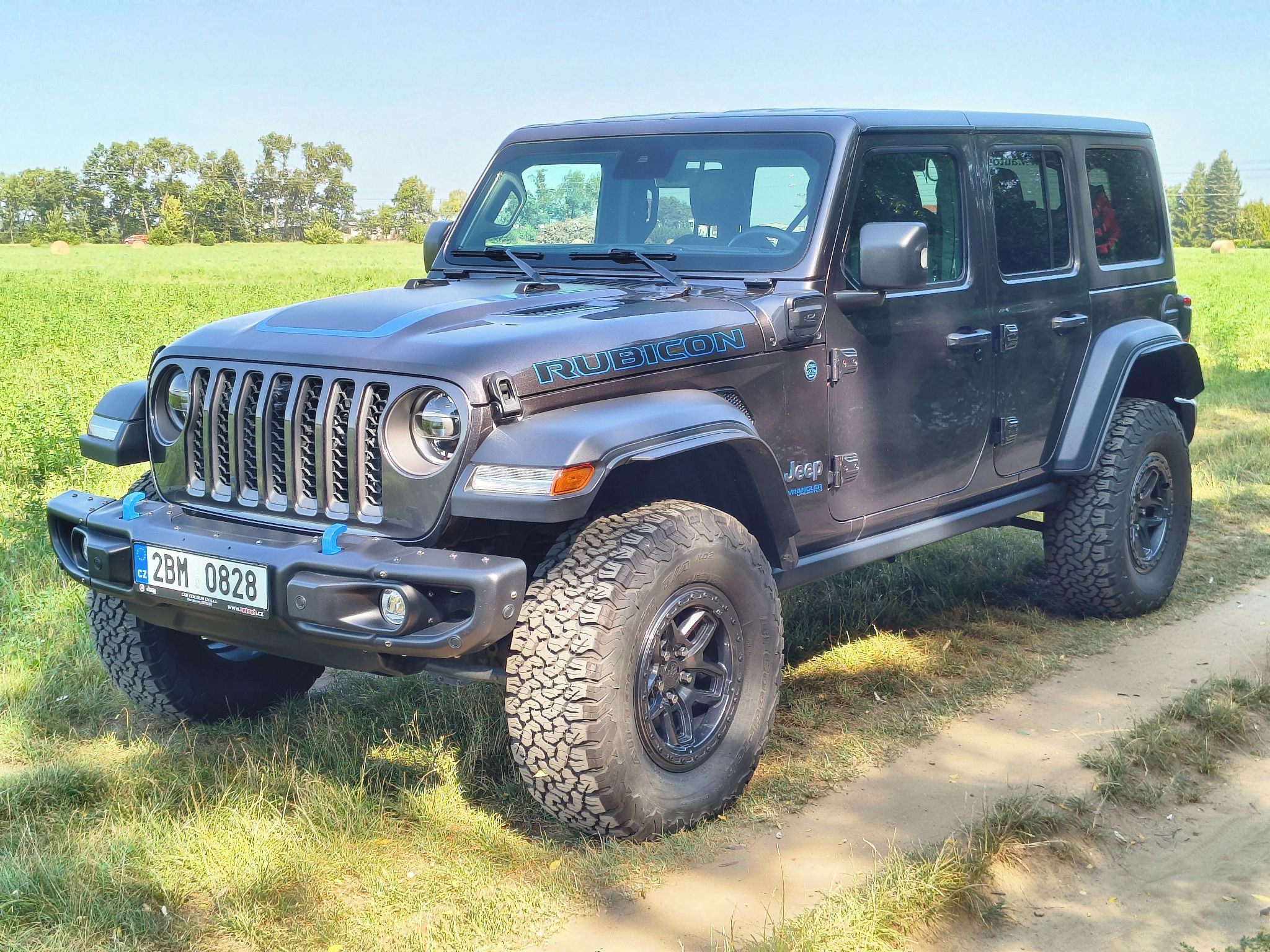 Jeep Wrangler, RUBICON 2.0 PHEV (380k), DPH - fotka 3
