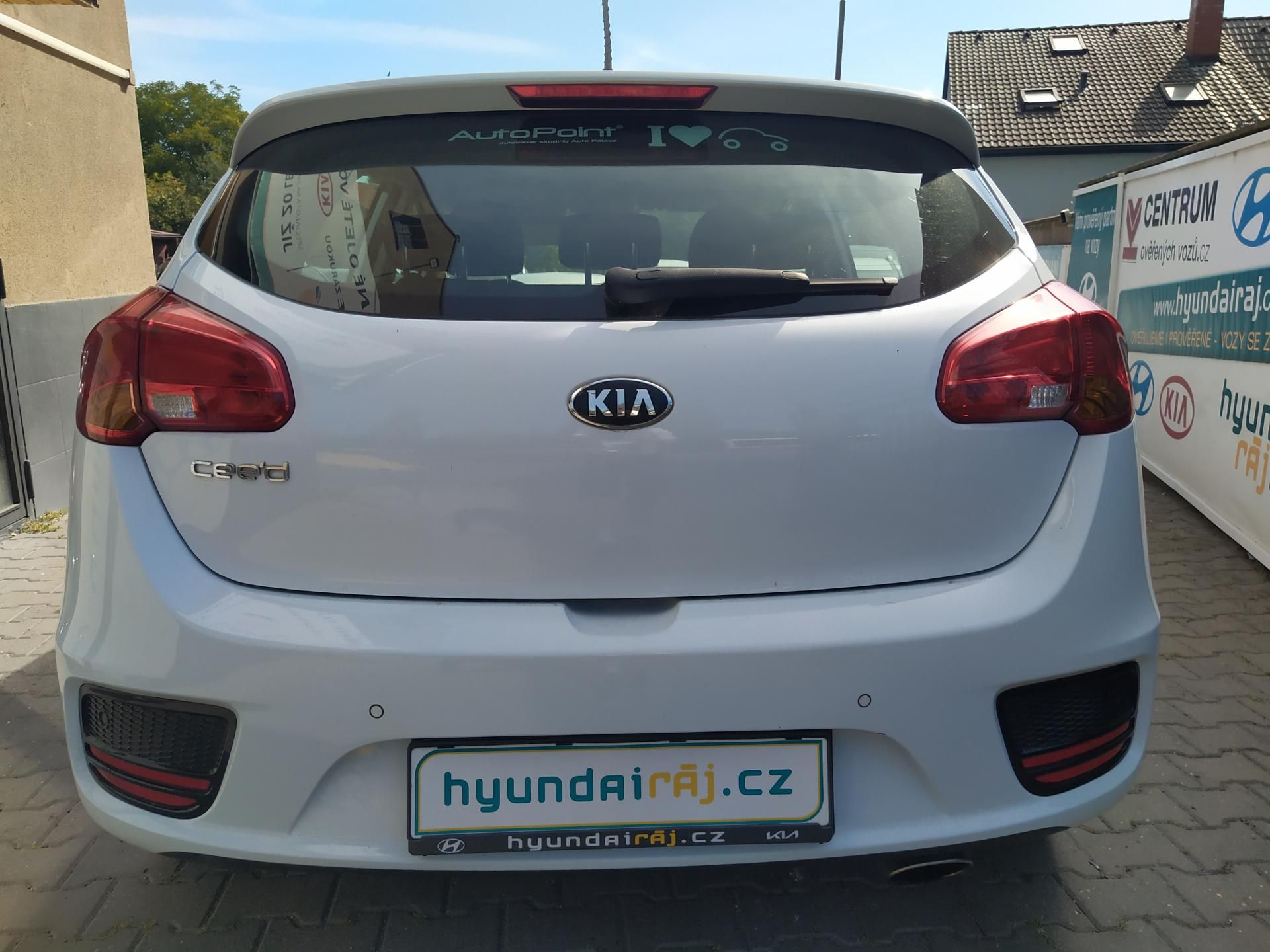 Kia Cee´d, 1.4-KLIMA-ISOFIX - fotka 4