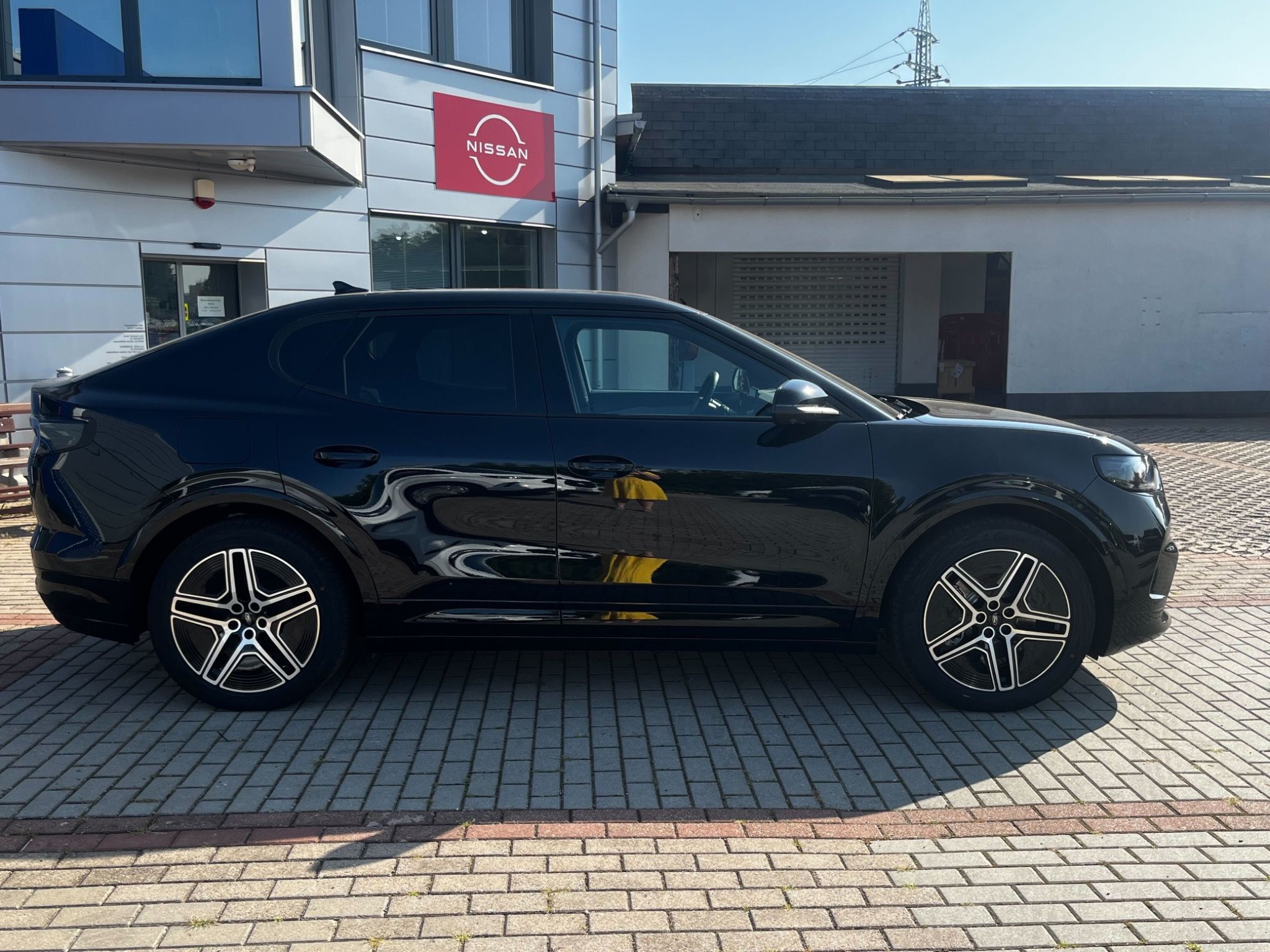 Ford Capri, BEV 250 kW 79 kWh Premium AWD - fotka 6