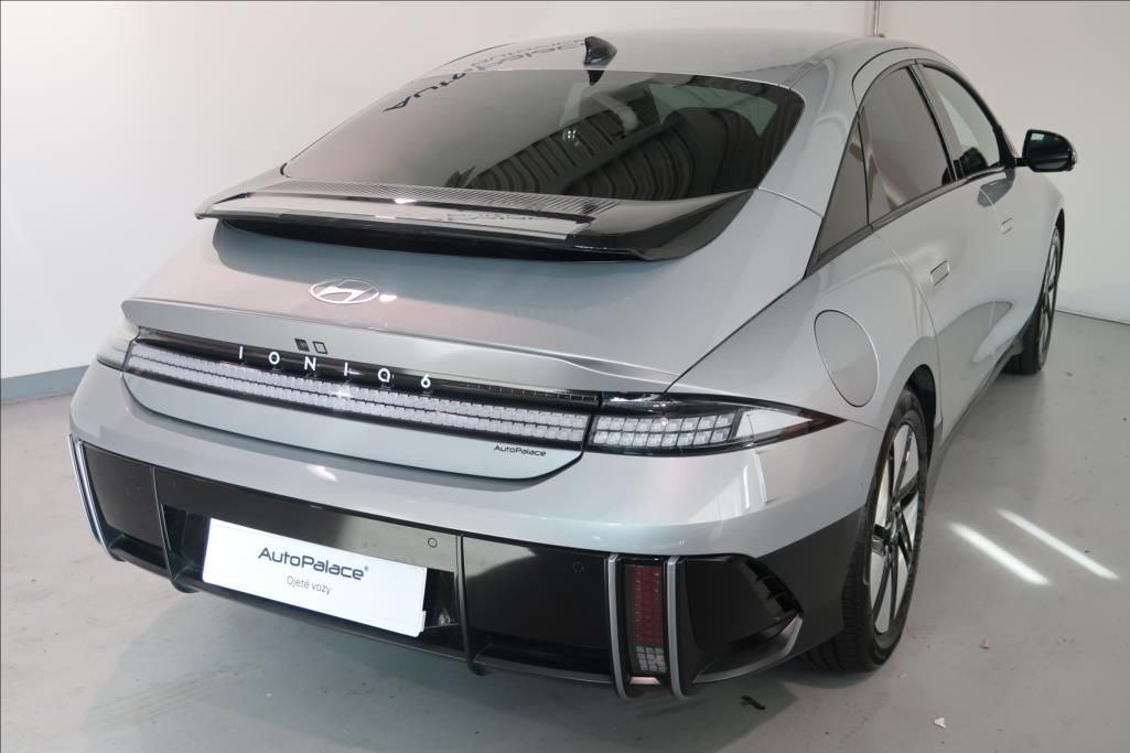 Hyundai Ioniq 6, POWER 77 kWh 239kW Style - fotka 4