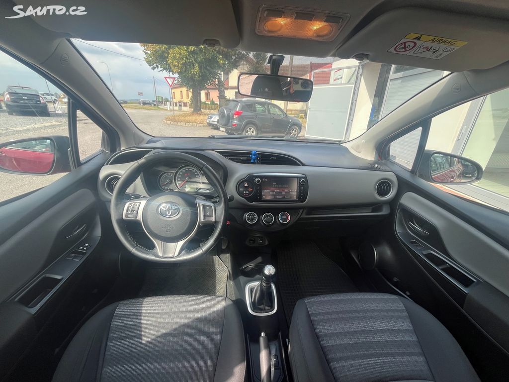 Toyota Yaris, fotka 12