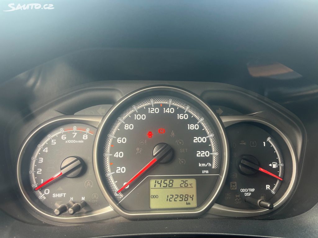 Toyota Yaris, fotka 15