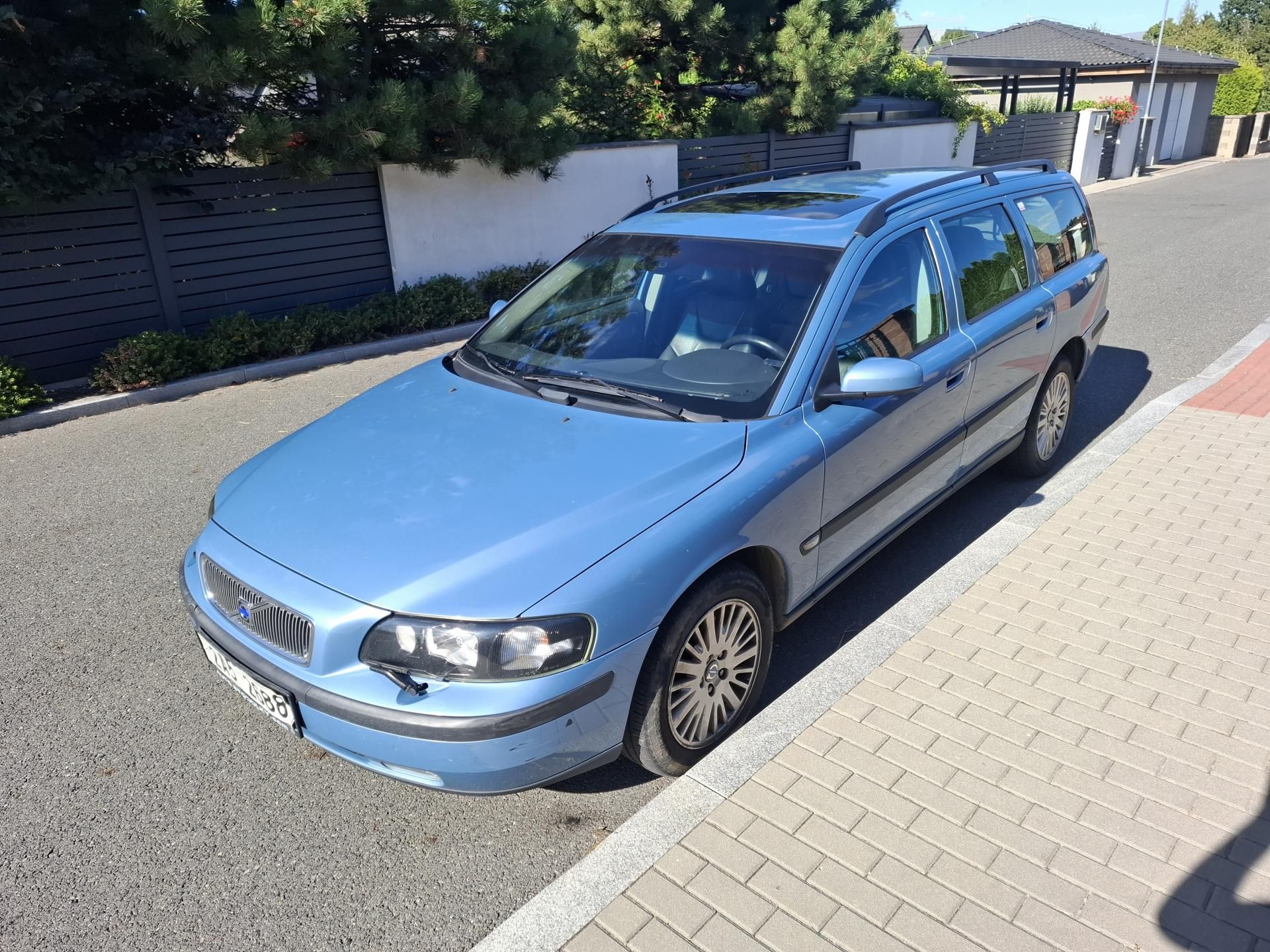 Volvo V70, 2.5 T. 4x4 ,CR,nehav,1 maj