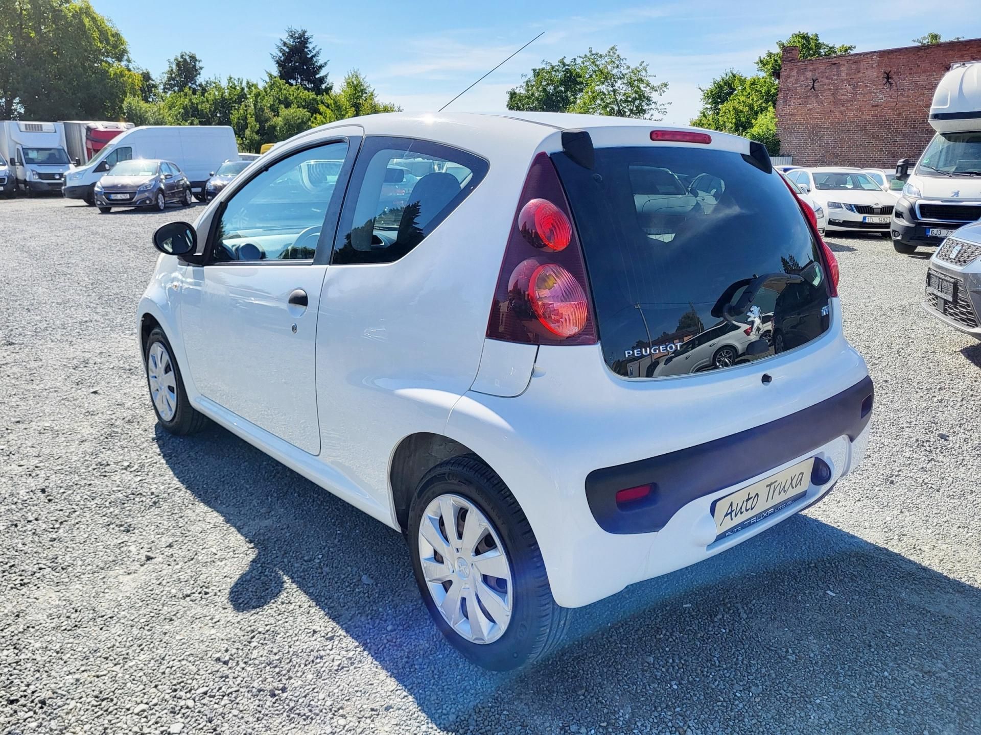 Peugeot 107, 1.0 VTi 50kW *ČR *1.majitel - fotka 3