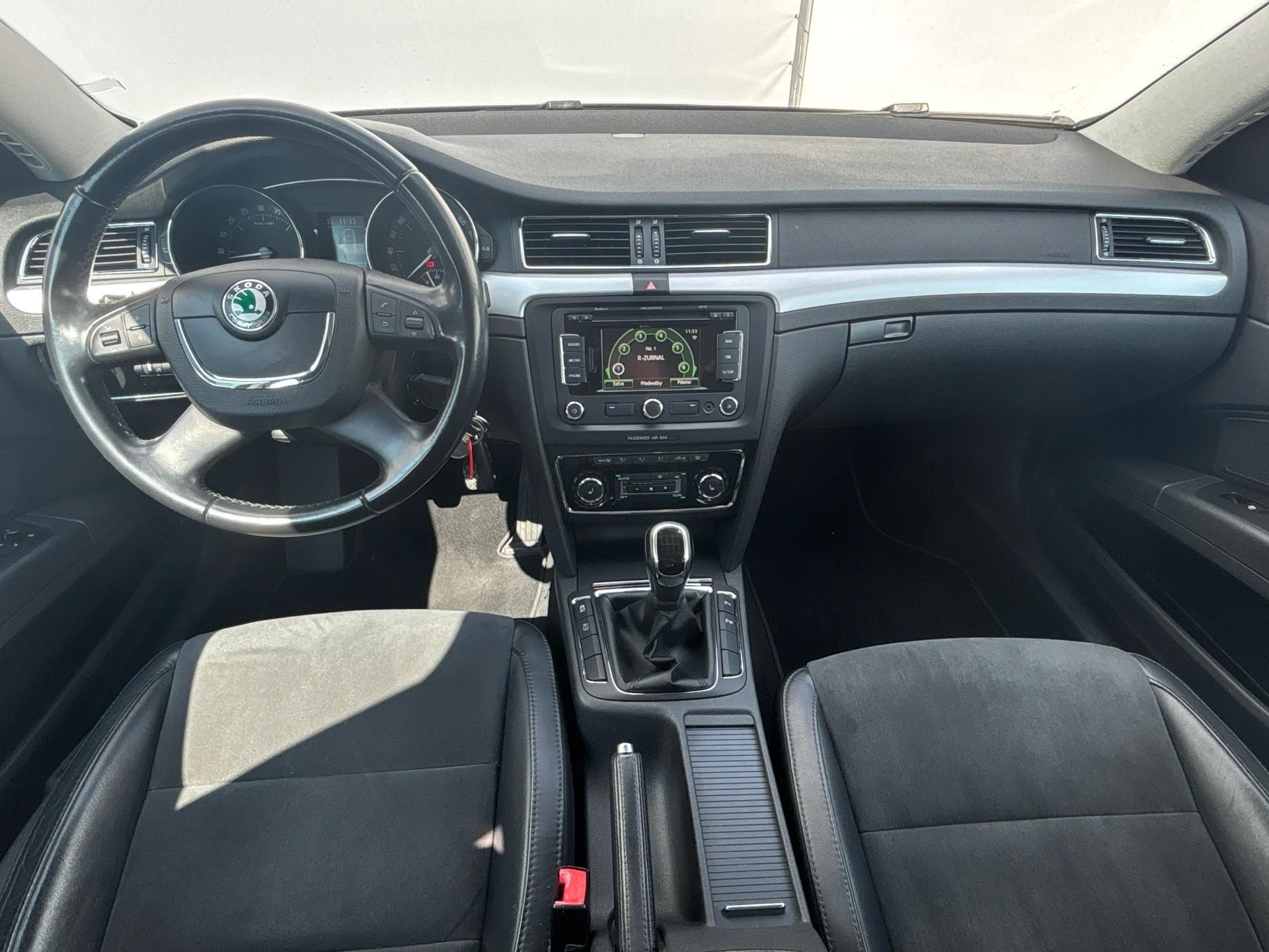 Škoda Superb, 2.0 TDI / 103 kW ELEGANCE - fotka 5