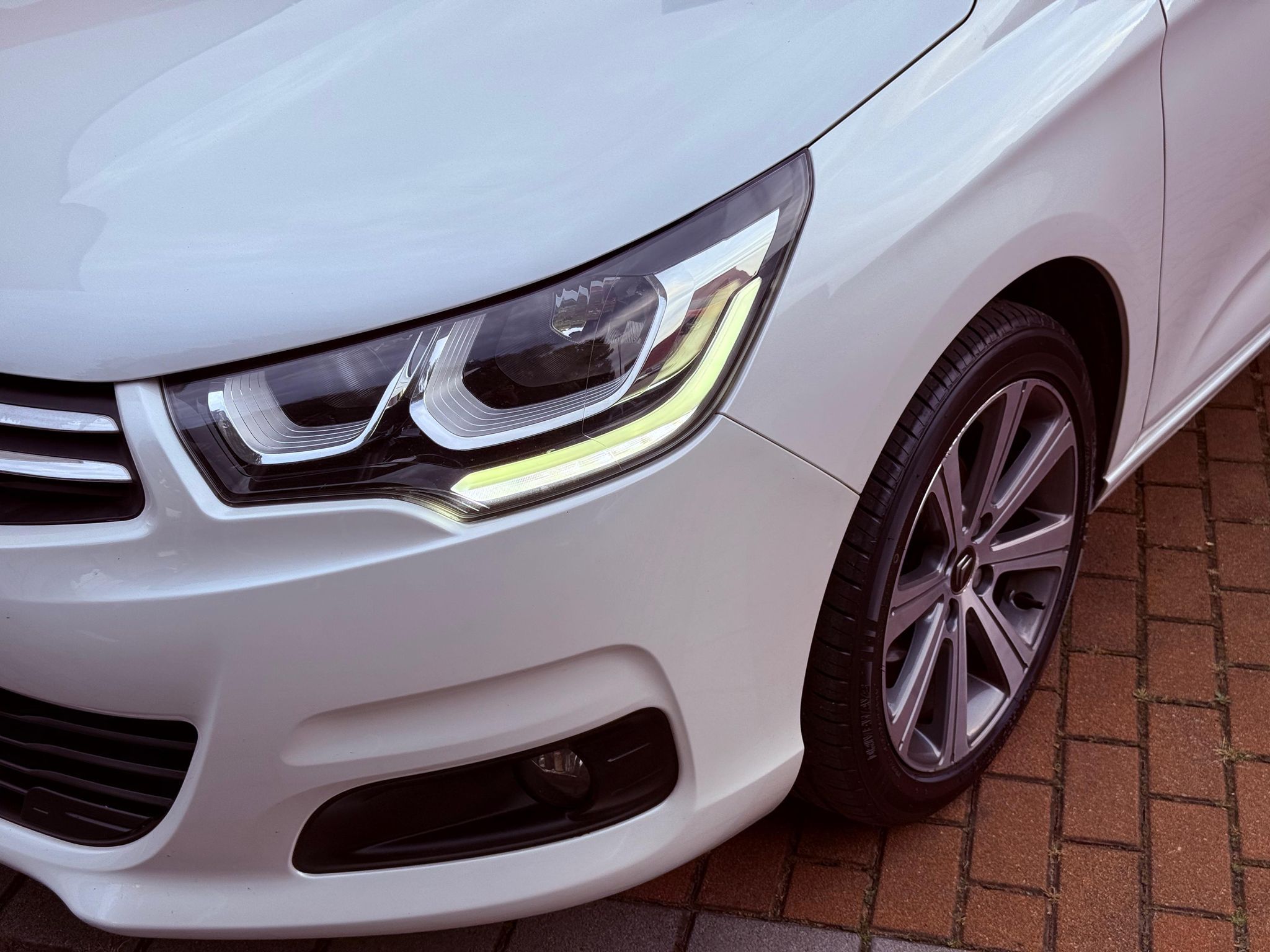Citroën C4, 1.2 Selection, ČR, 1.Maj - fotka 3