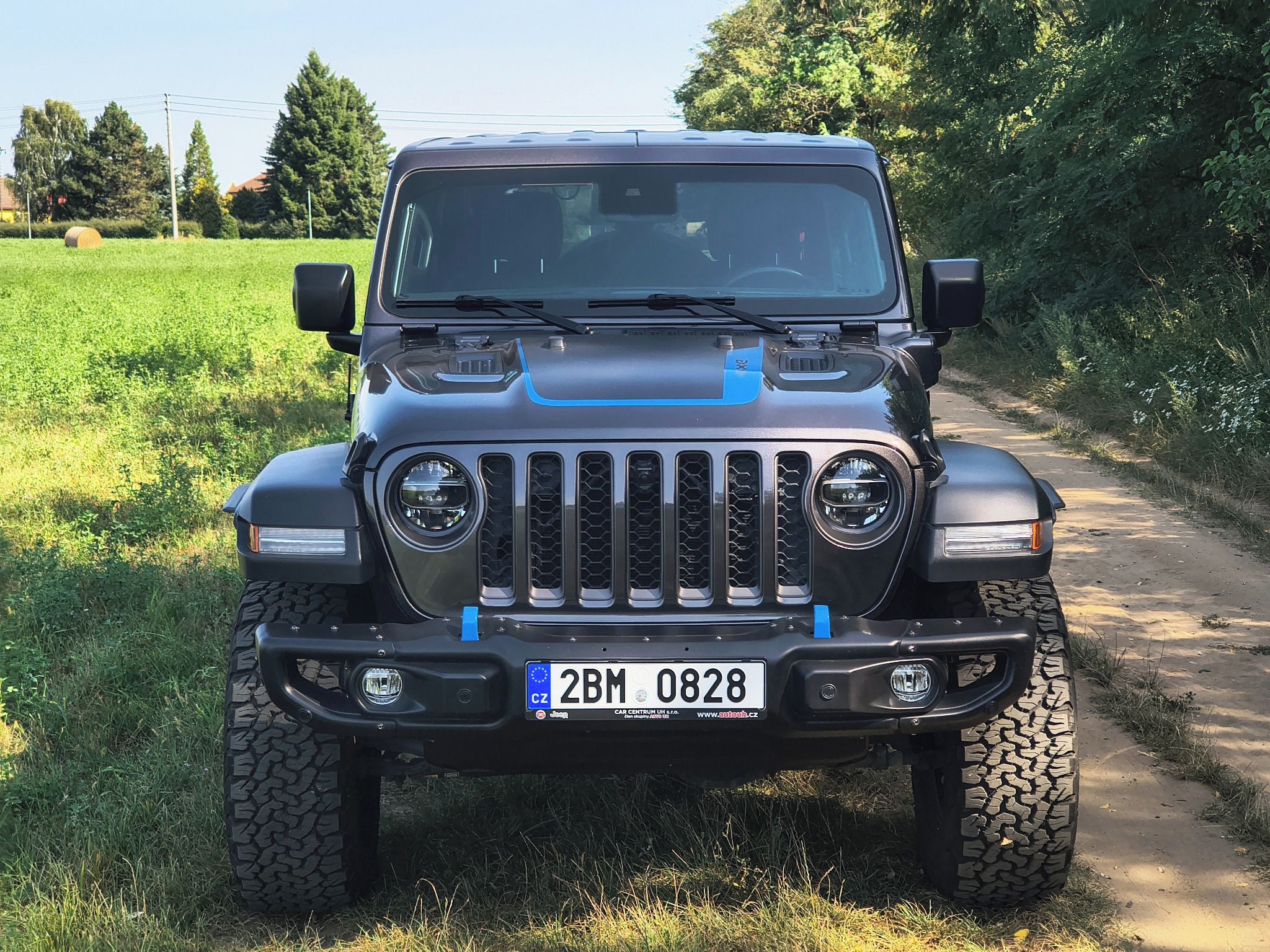 Jeep Wrangler, RUBICON 2.0 PHEV (380k), DPH - fotka 2
