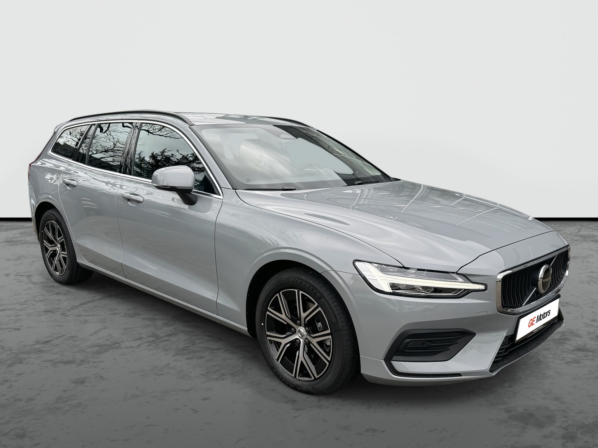 Volvo V60, CORE B4 Mild Hybrid Kam DPH ČR - fotka 3