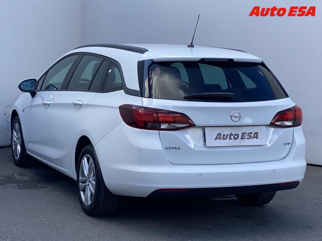 Opel Astra, 1.6 CDTi,ČR,Enjoy - fotka 6