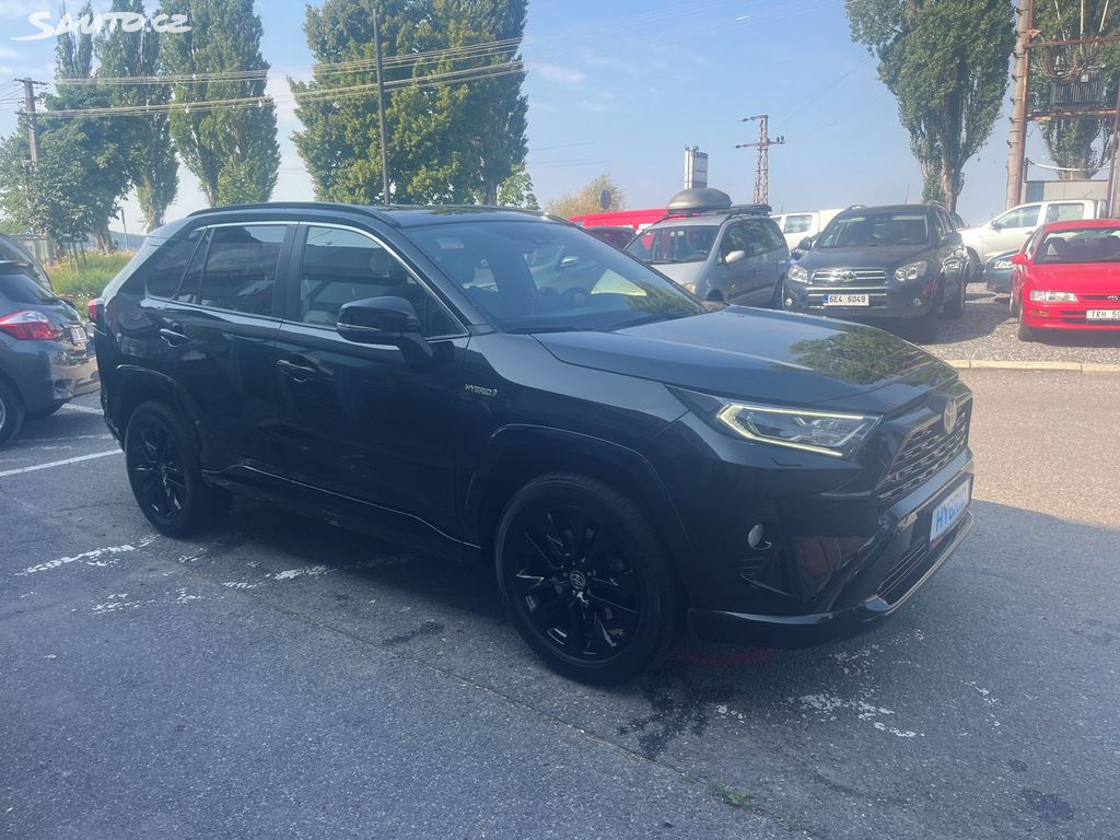 Toyota Rav4, fotka 6