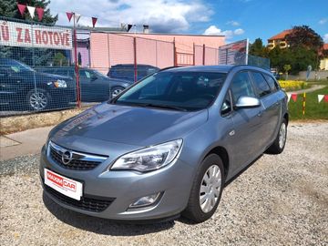 1,4 i 16V Sports Tourer