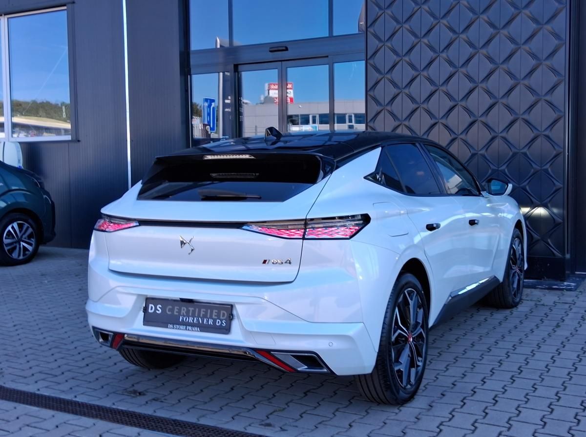DS 4, PERFORM. LINE+ 1.2 PT 96 kW - fotka 3