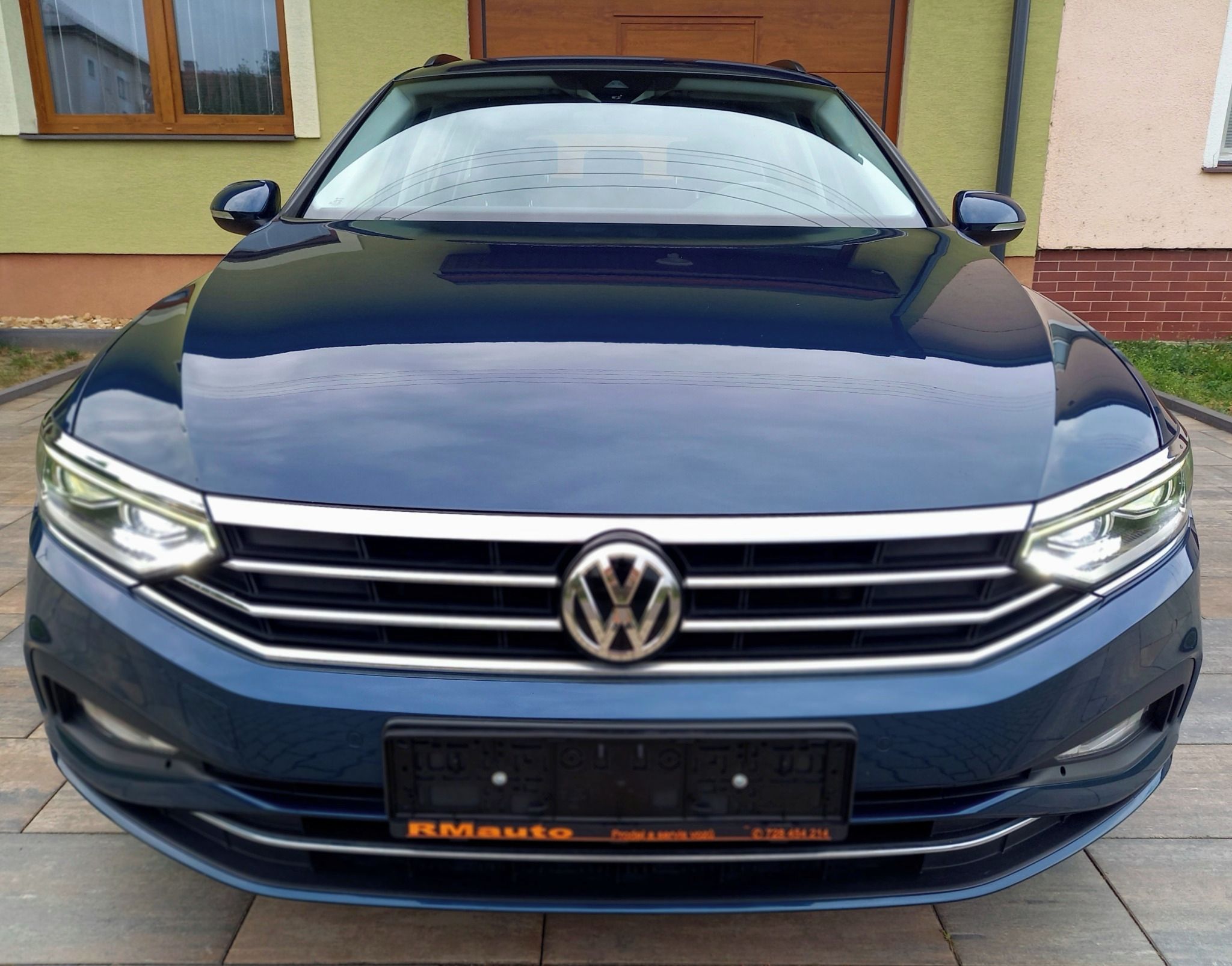 Volkswagen Passat, Passat variant 1.6 TDI 88 kw - fotka 2