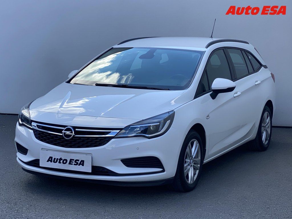 Opel Astra, 1.6 CDTi,ČR,Enjoy - fotka 3