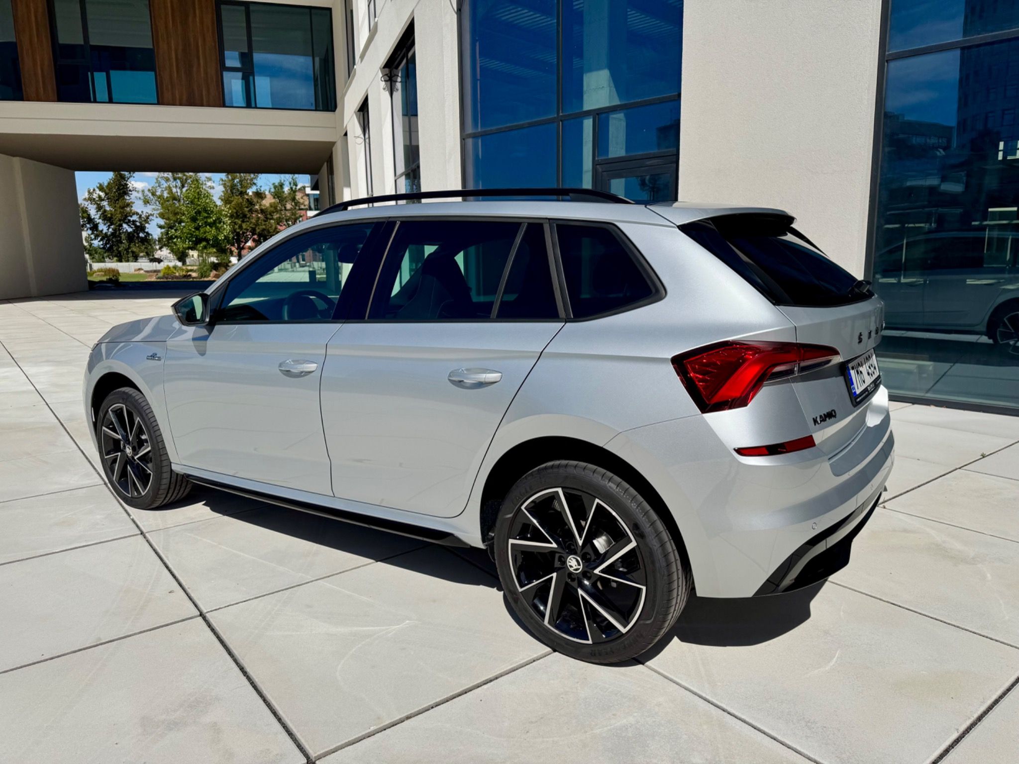 Škoda Kamiq, MONTECARLO 1,5Tsi 7ST DSG/Auto - fotka 4