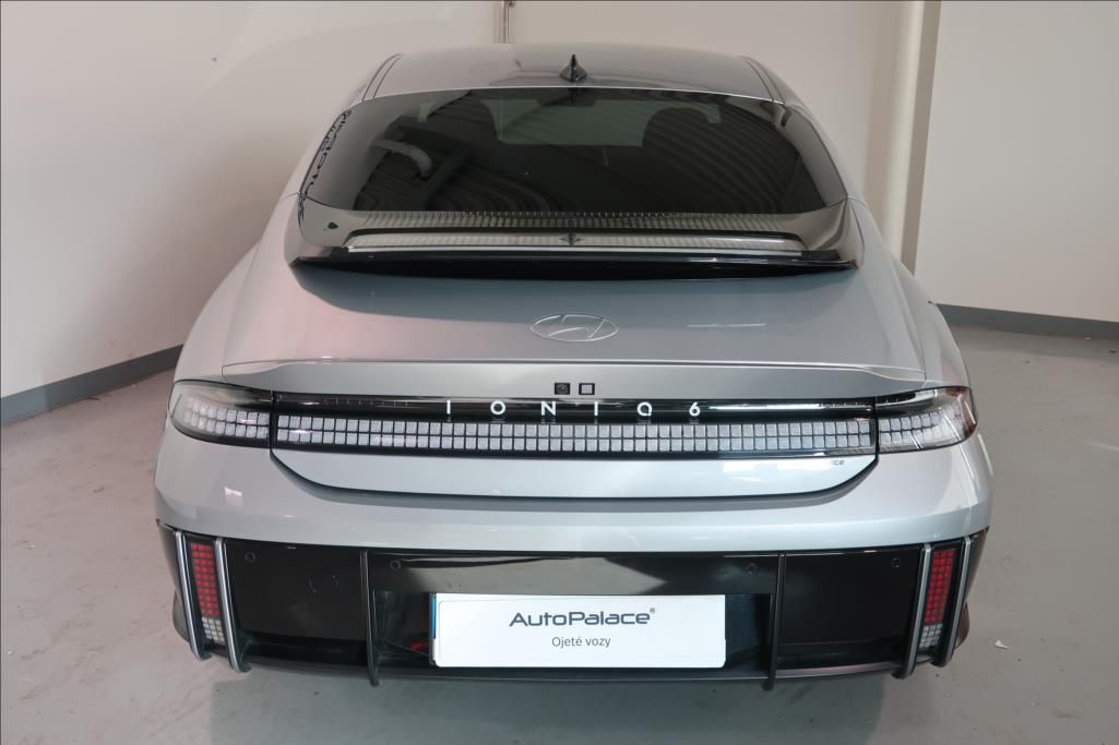 Hyundai Ioniq 6, POWER 77 kWh 239kW Style - fotka 5