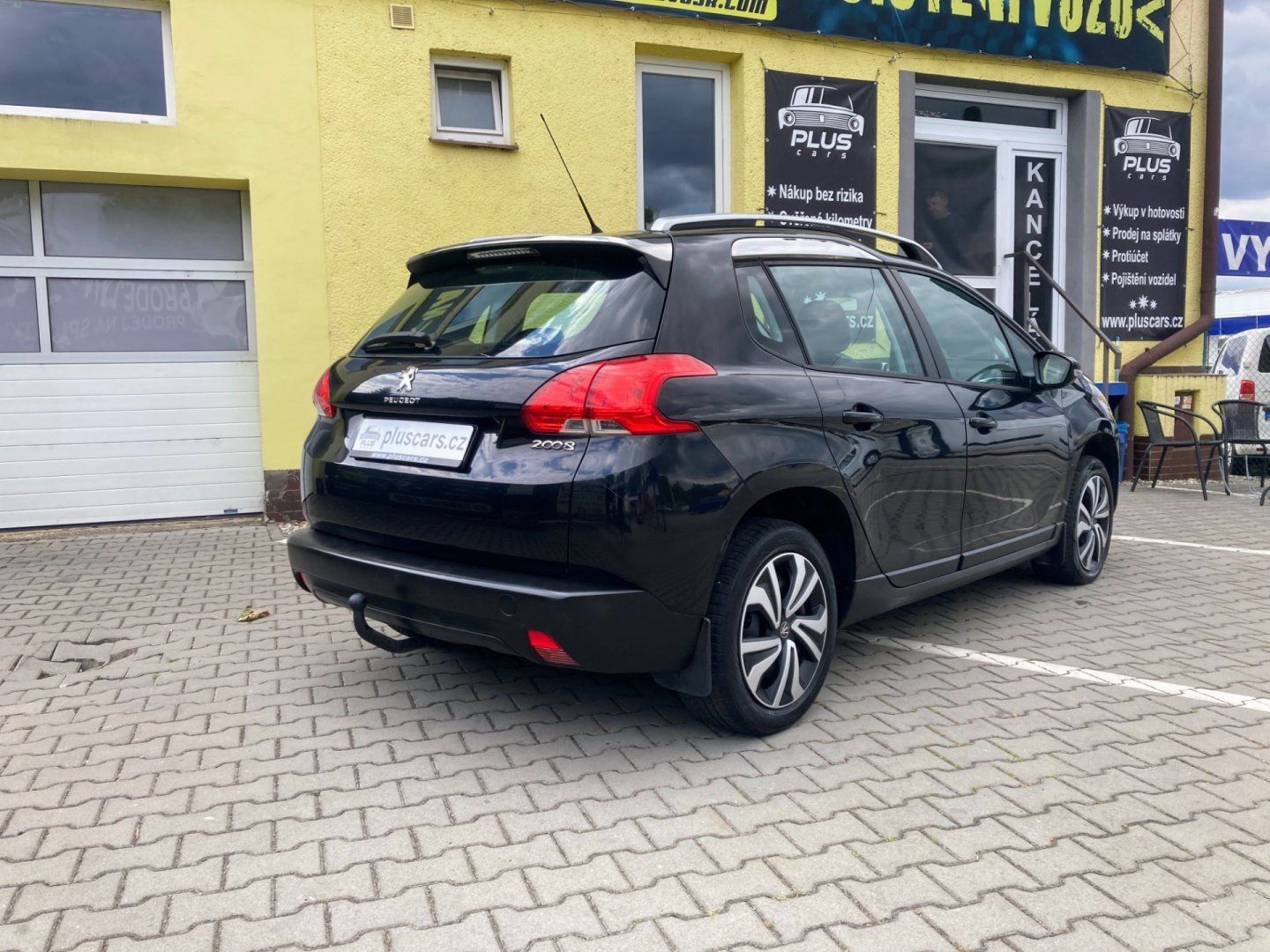 Peugeot 2008, 1,2 VTi (60 kW)*CROSSOVER* - fotka 2