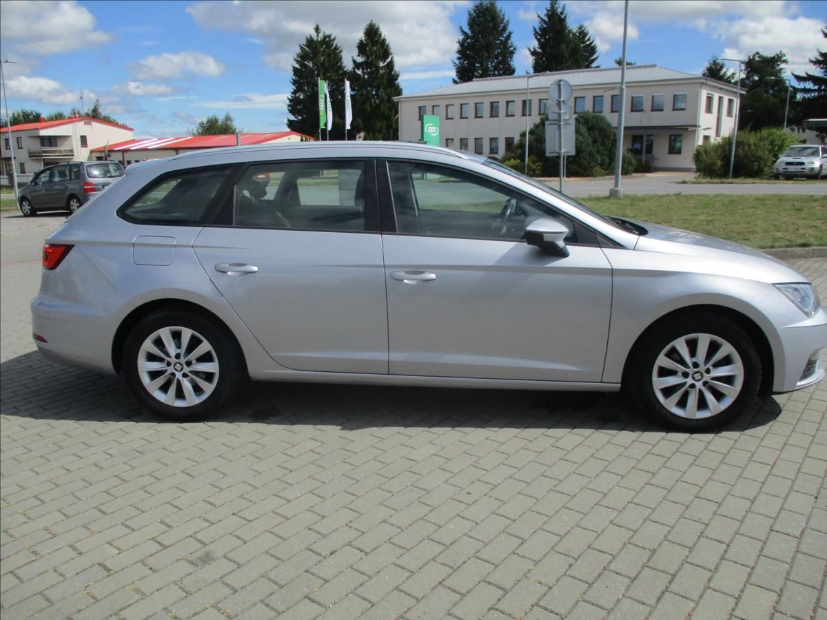 Seat Leon, 1,6 TDI 85kw GPS LED RADAR DPH - fotka 5