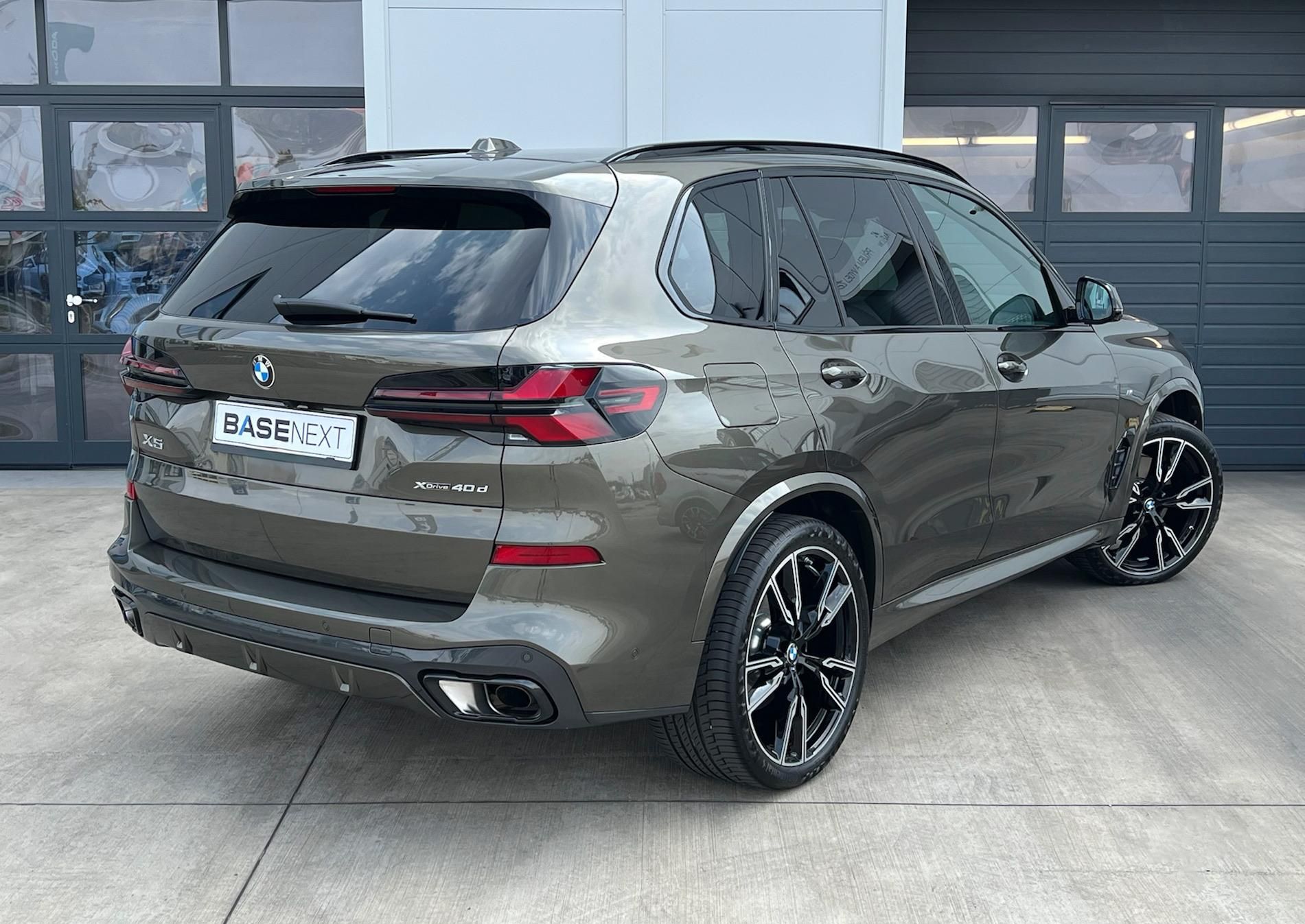BMW X5, xDrive40d M-Sport - fotka 4