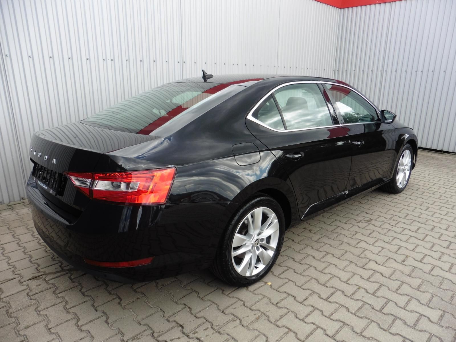 Škoda Superb, III 1,5 TSi Style DSG, ... - fotka 5