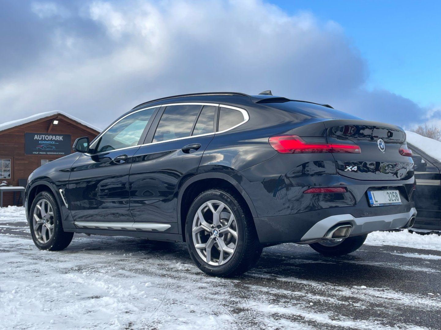 BMW X4, 2.0i XDrive M ,Laser, Virtual - fotka 4