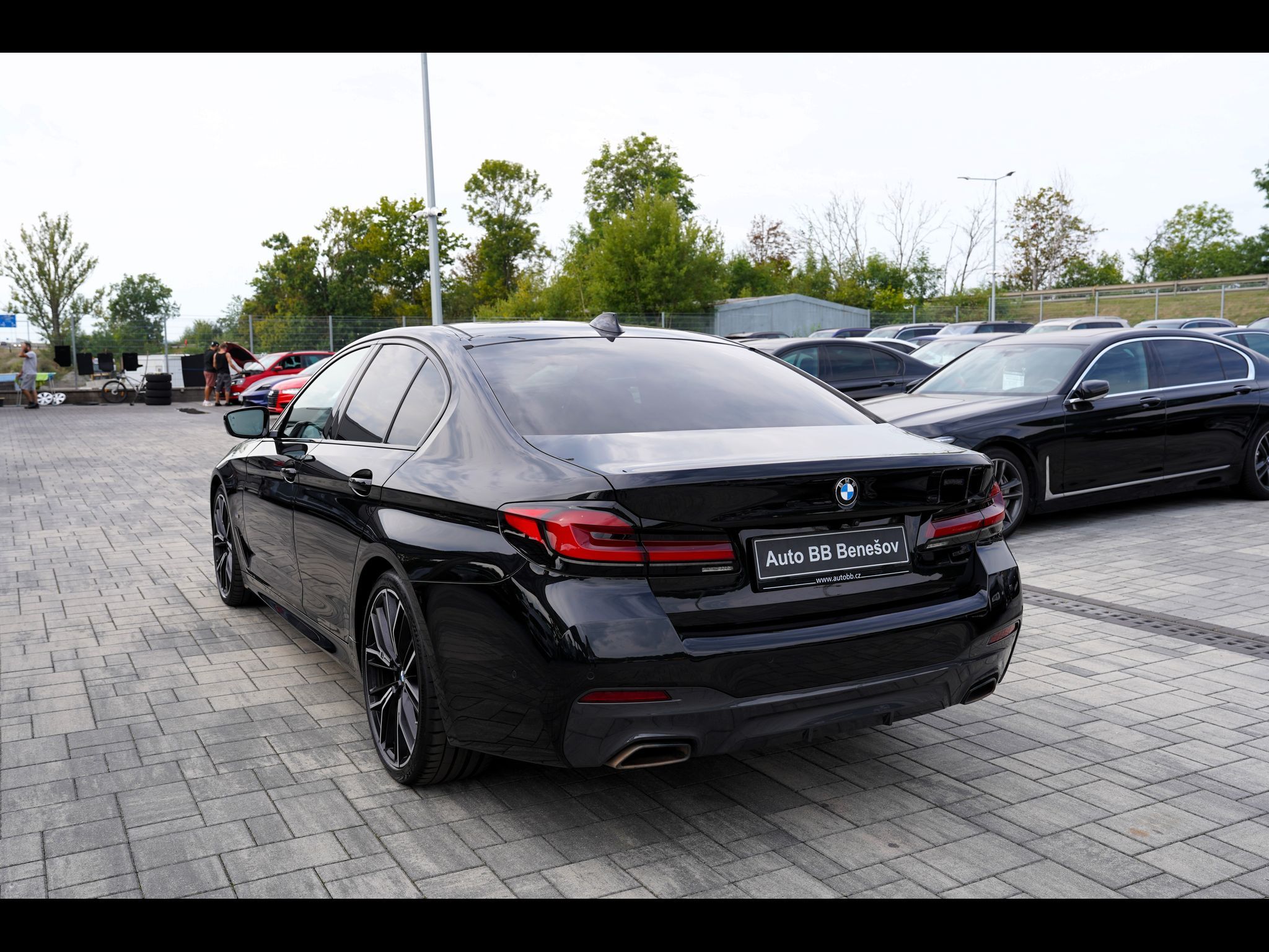 BMW Řada 5, 540d xDrive M sport/Lasery - fotka 4