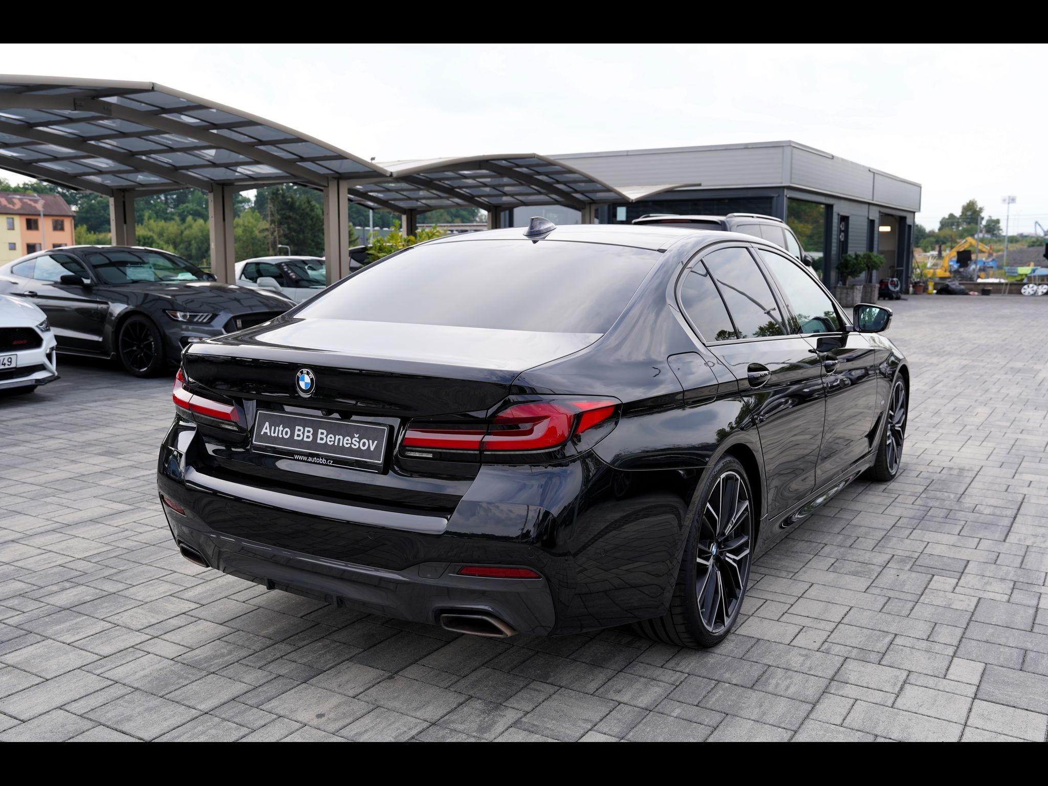 BMW Řada 5, 540d xDrive M sport/Lasery - fotka 6