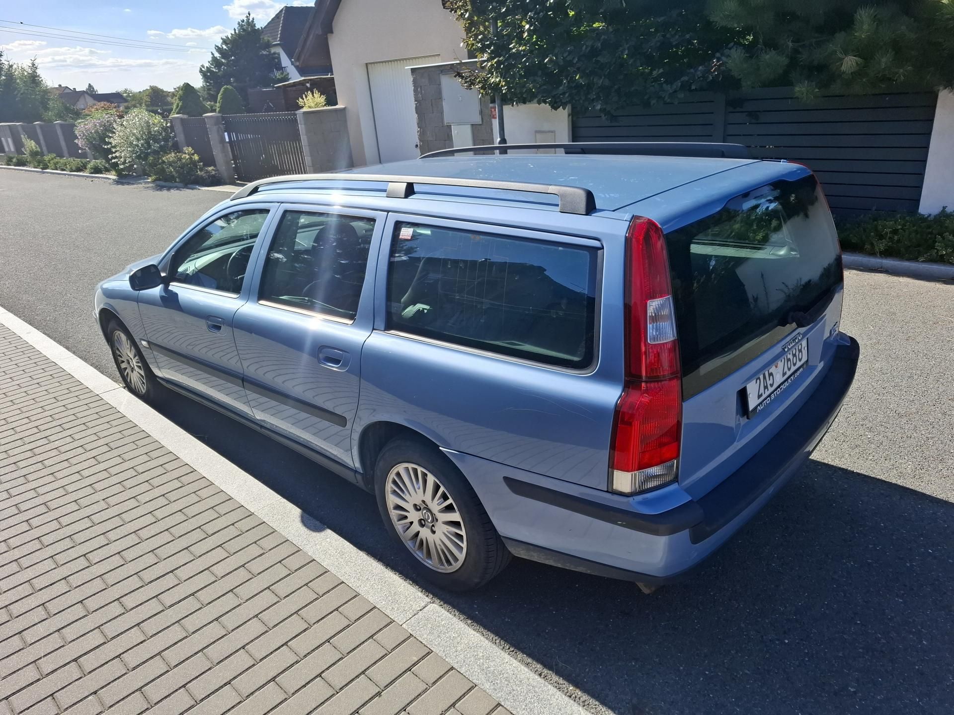 Volvo V70, 2.5 T. 4x4 ,CR,nehav,1 maj - fotka 2