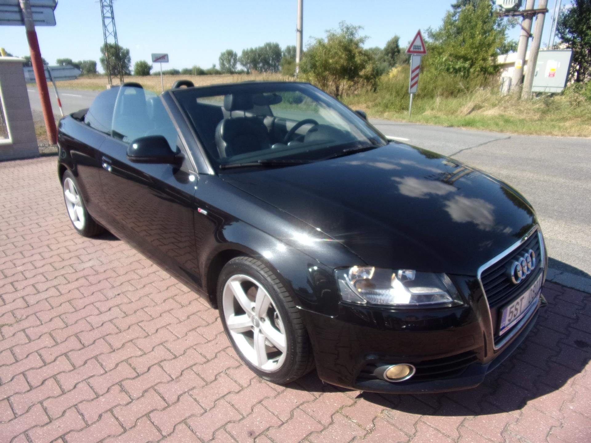 Audi A3, 2,0TFSi CABRIO S-Line 147kW - fotka 3