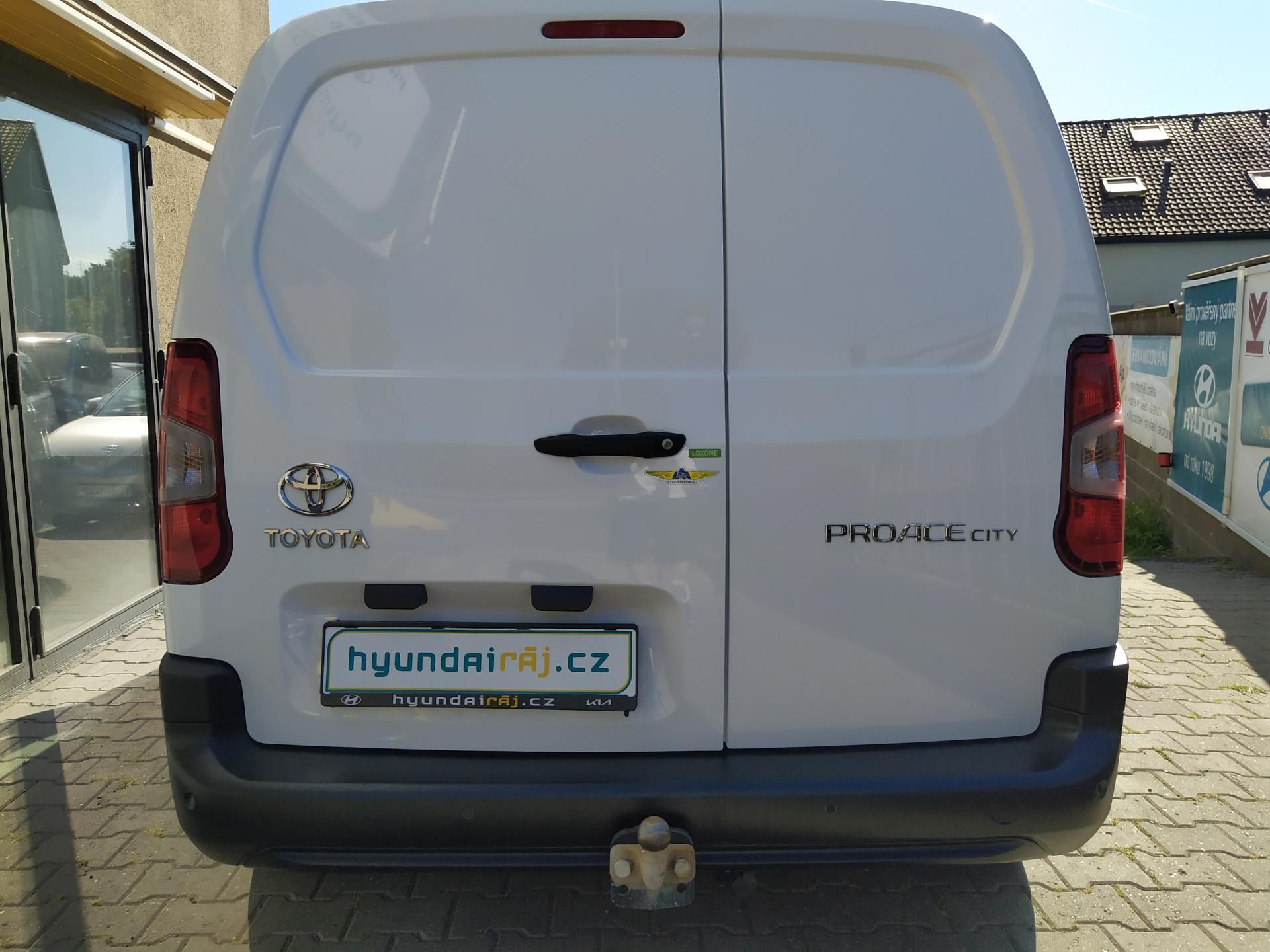 Toyota Proace, 1.5-75kw-MOD.INTERIÉR - fotka 4