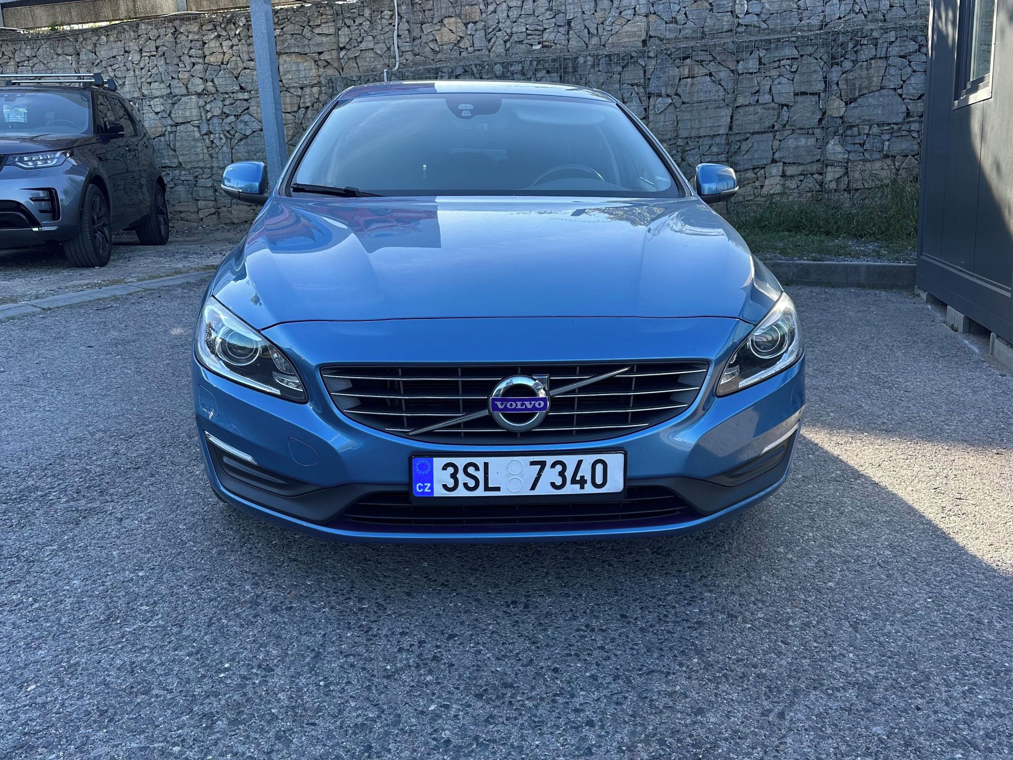 Volvo S60, Volvo S60 2.0 2015 - fotka 2