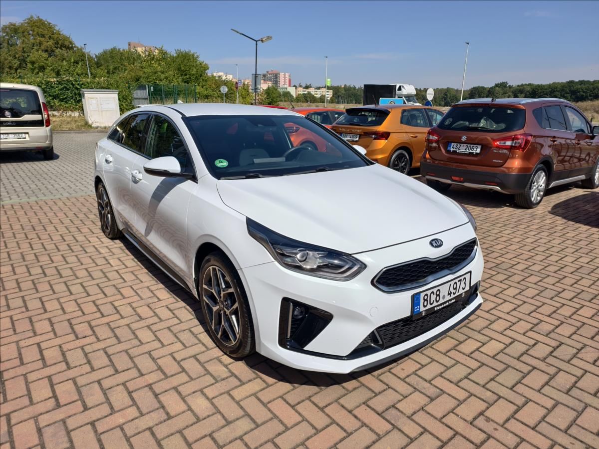 Kia ProCeed, 1,4 T-GDi GT-Line - fotka 4