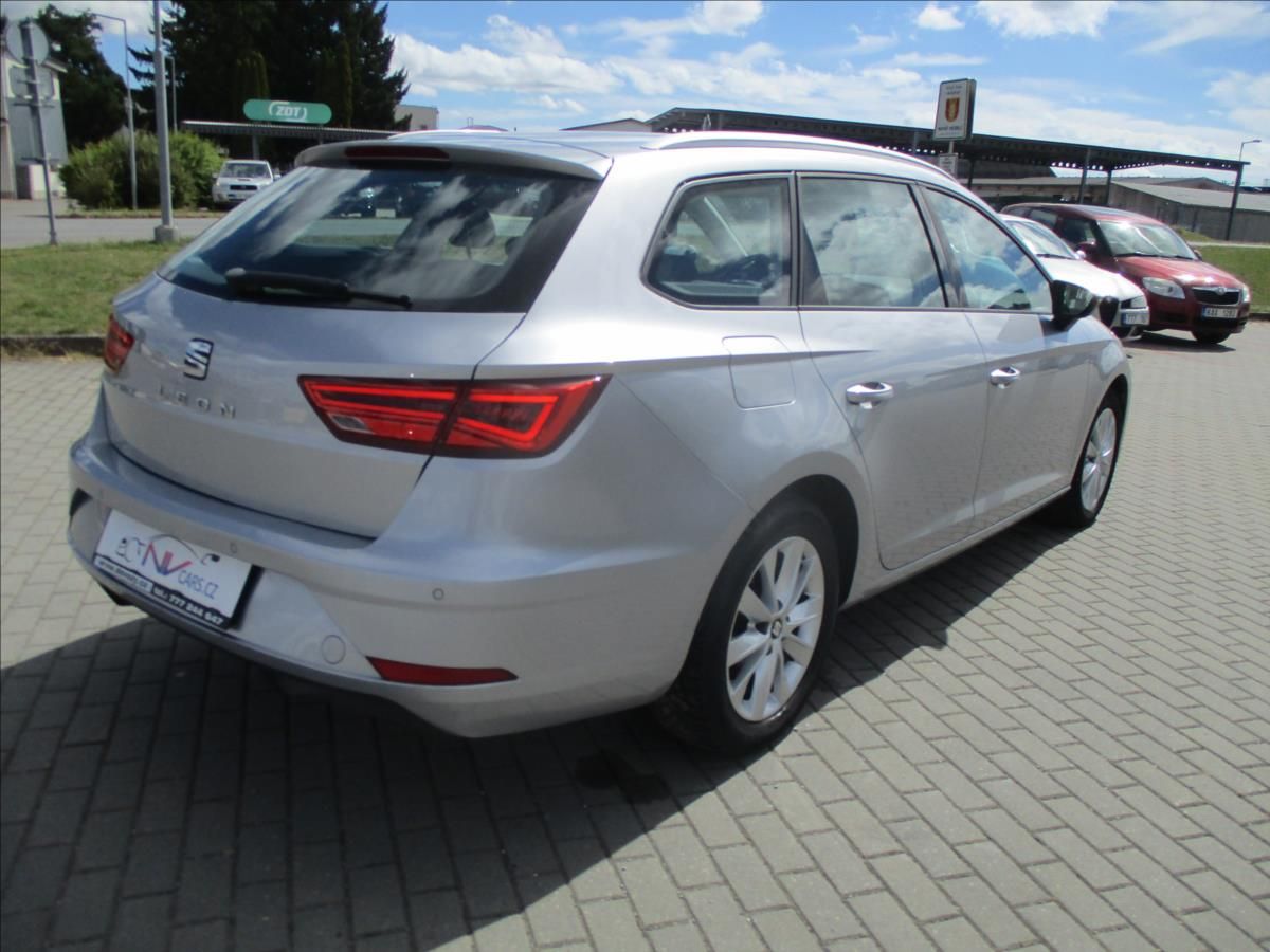 Seat Leon, 1,6 TDI 85kw GPS LED RADAR DPH - fotka 4