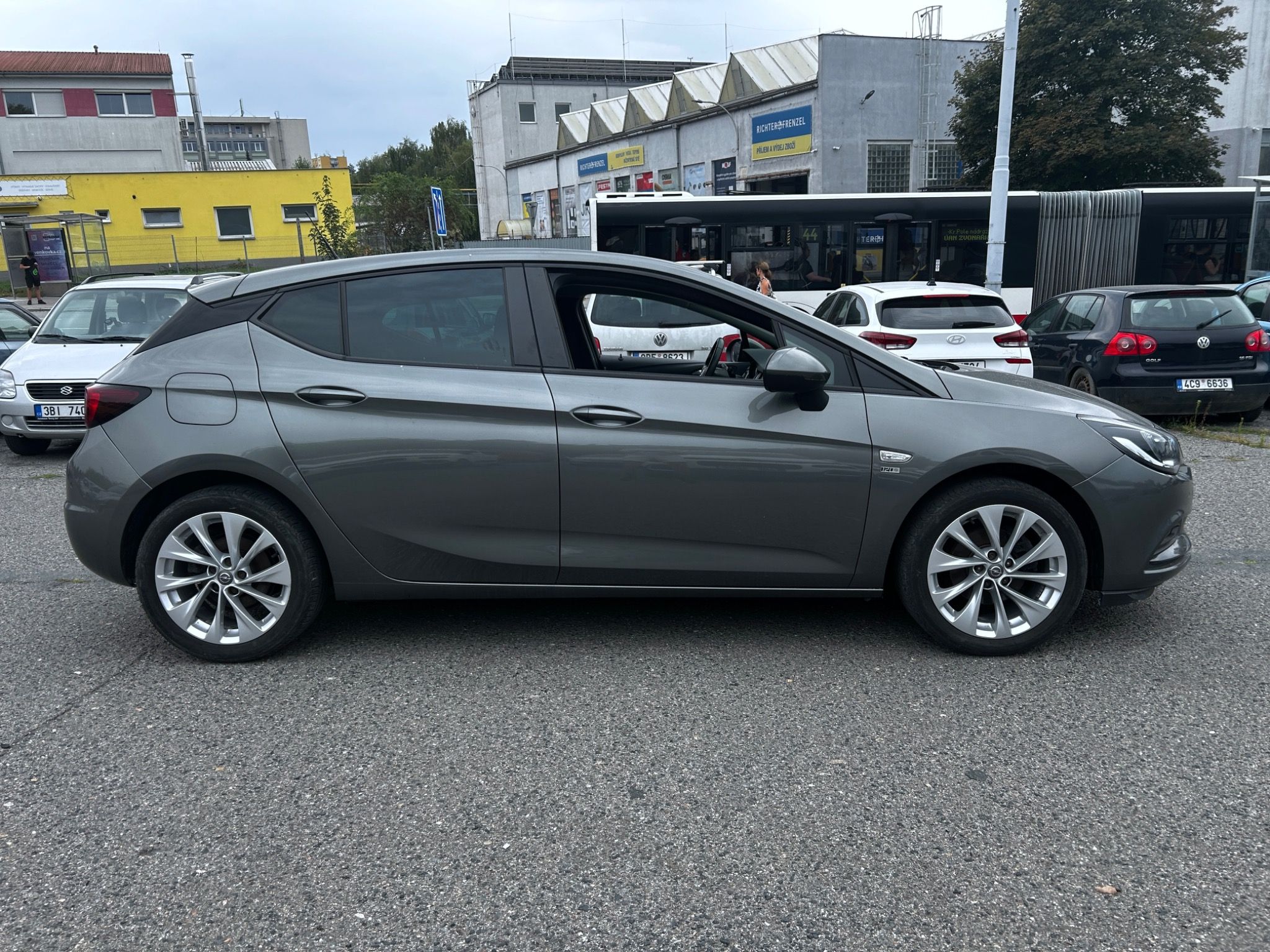 Opel Astra, K edition 120 - fotka 4