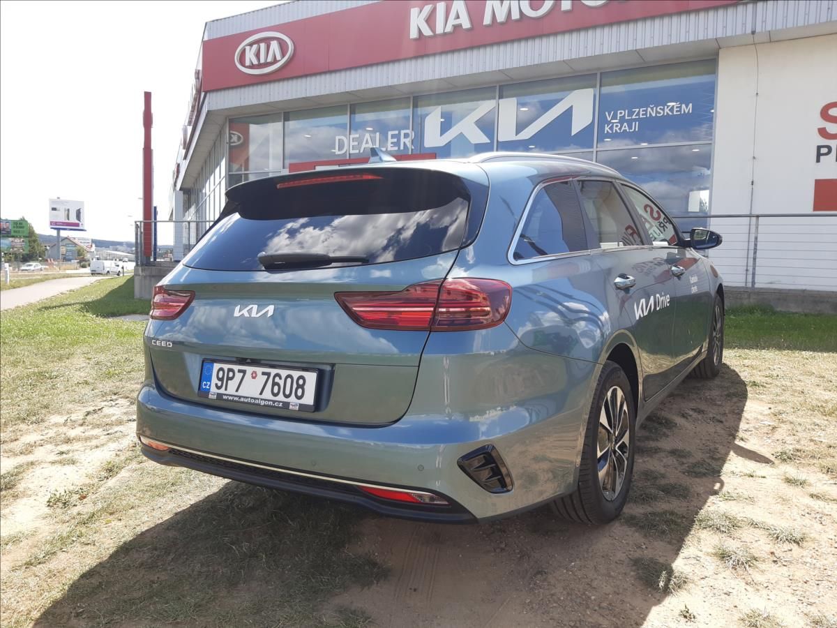 Kia Cee´d, SW TOP 1,5 Turbo 103kW AT - fotka 4