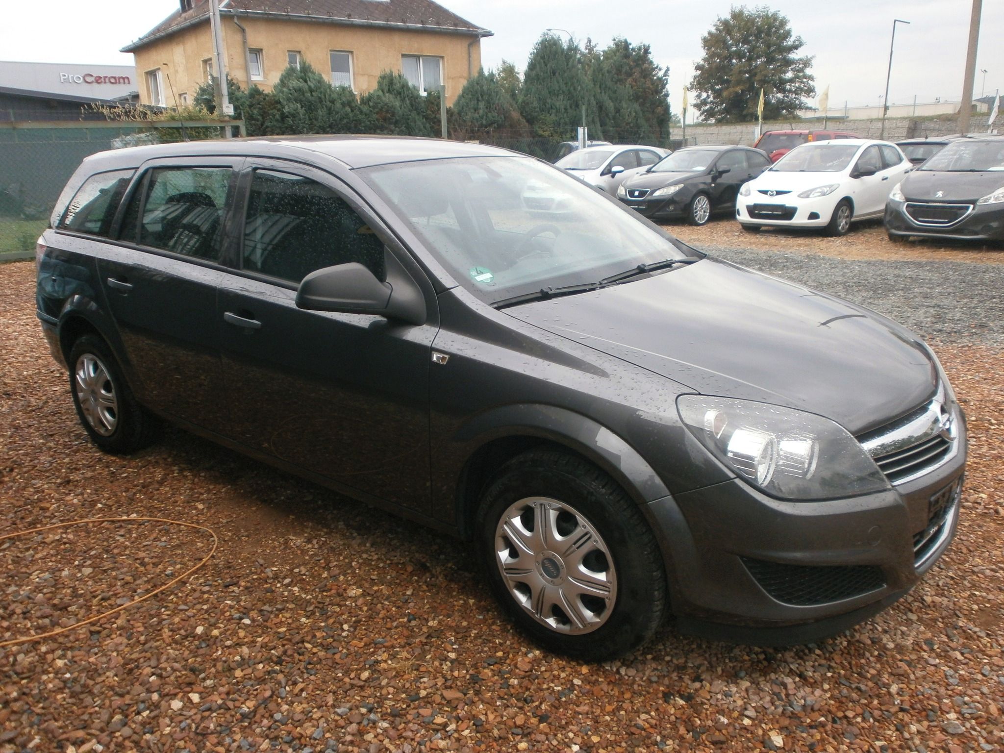 Opel Astra, 1.4i16v-Servis.kniha!1.majitel - fotka 4