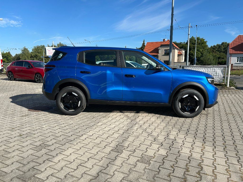 Opel Frontera, Edition 1,2 Turbo 107kW Mild-h - fotka 5