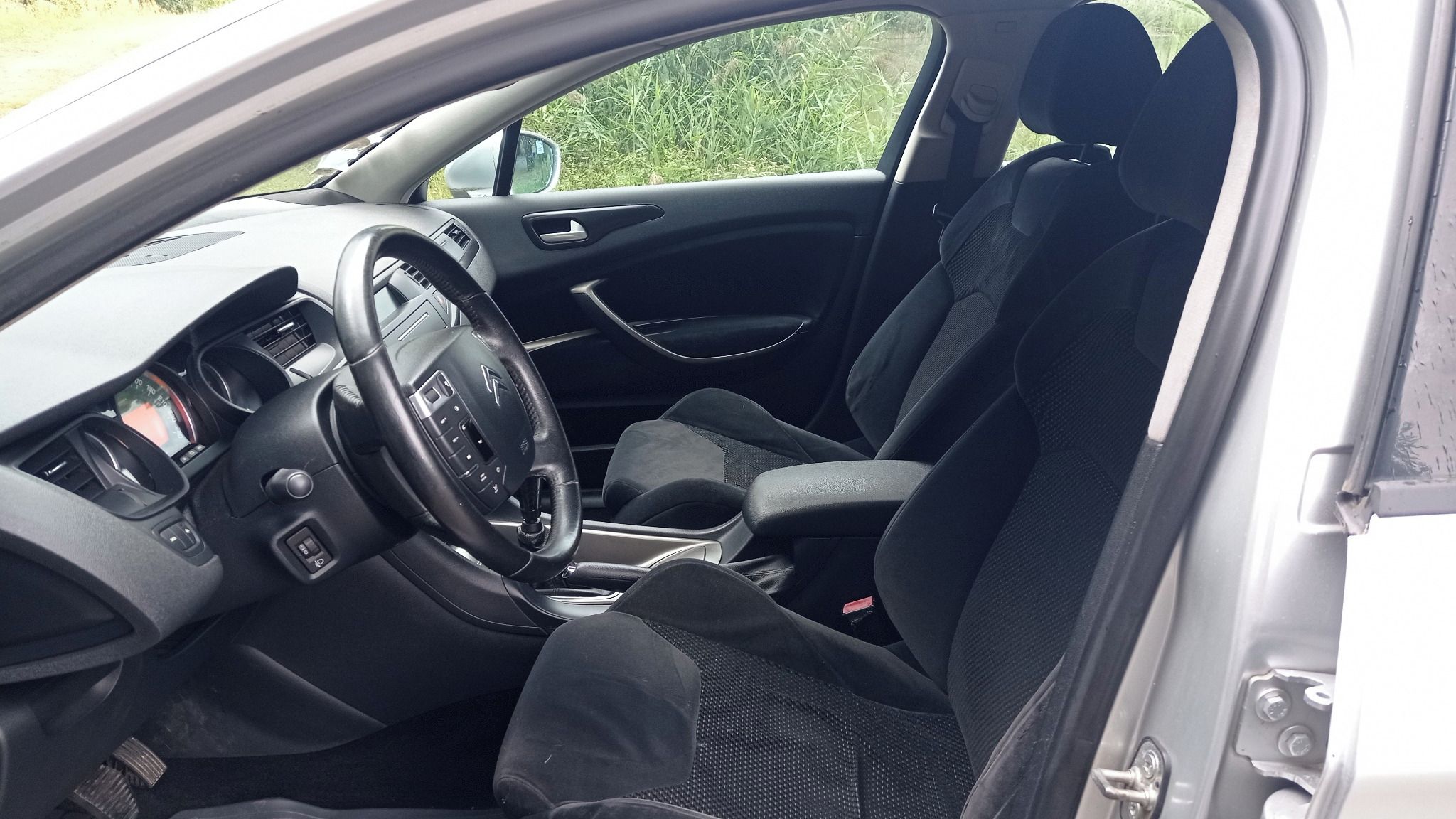 Citroën C5, 1,6 HDi 80KW Klimatizace - fotka 6