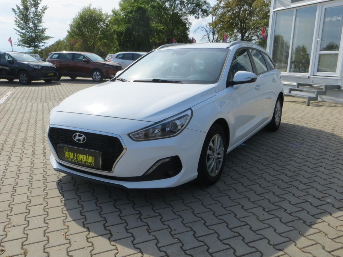 Hyundai i30, 1,6 CRDi 85kW Komfort ČR DPH - fotka 3