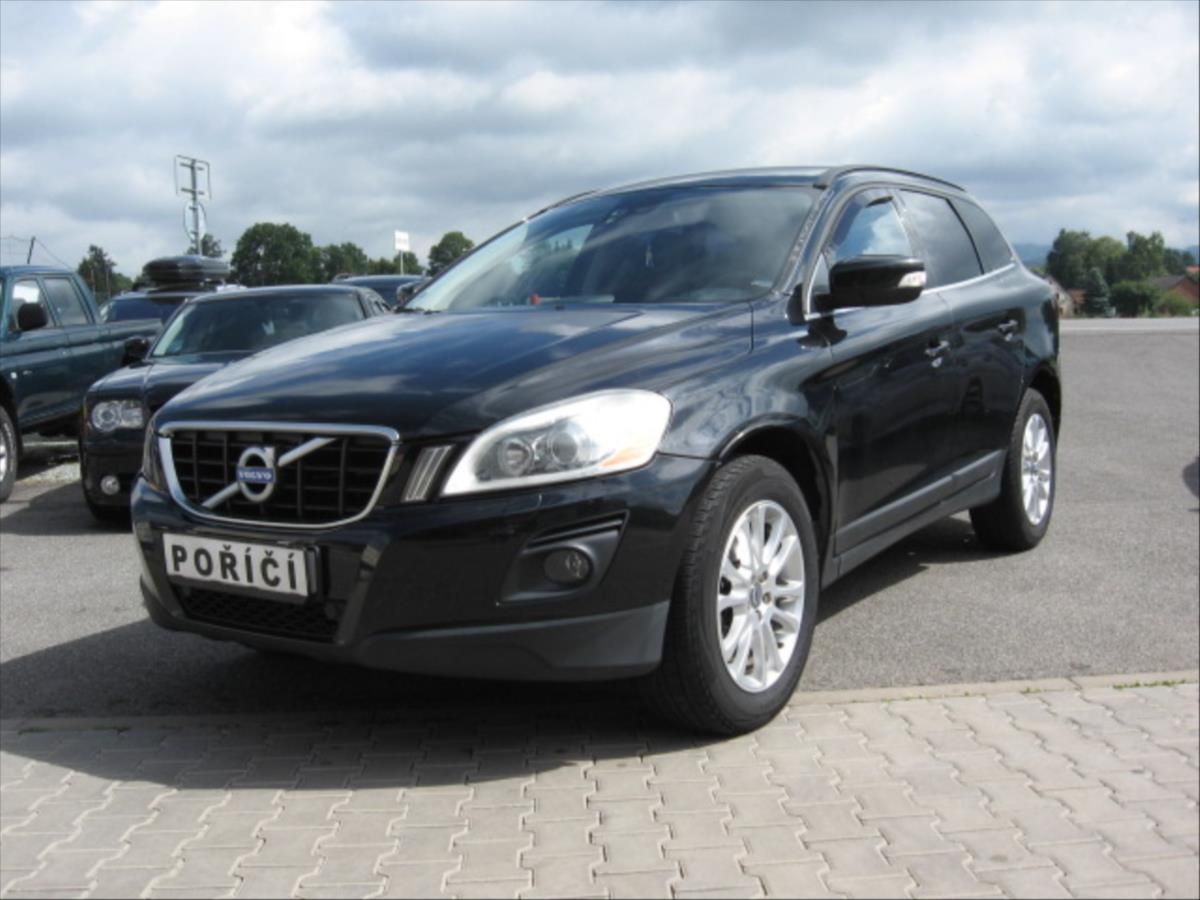 Volvo XC60, 2,4 AWD Manuál