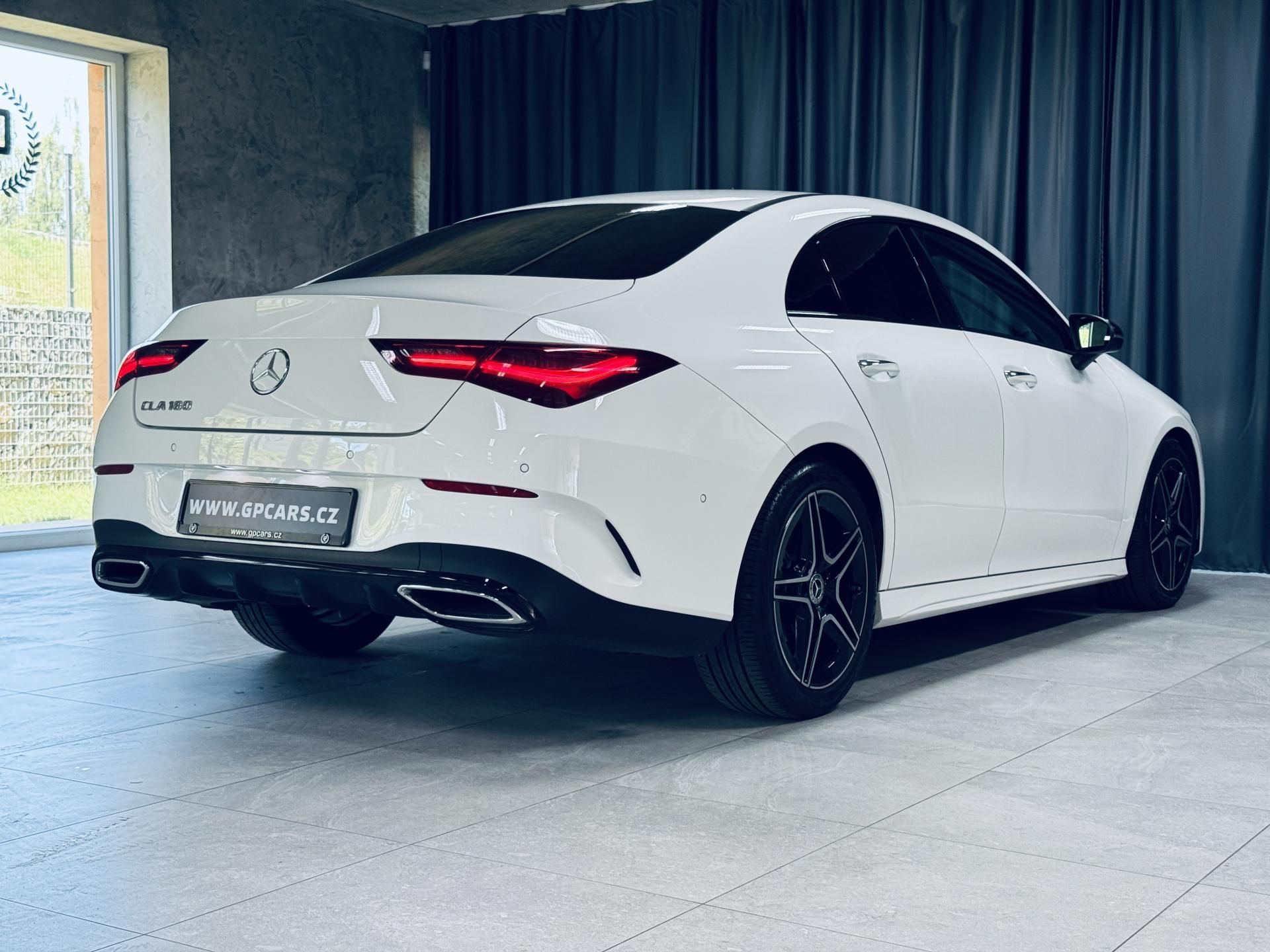 Mercedes-Benz CLA, 180*AMG*KEYLESS*KAMERA*CZ - fotka 6
