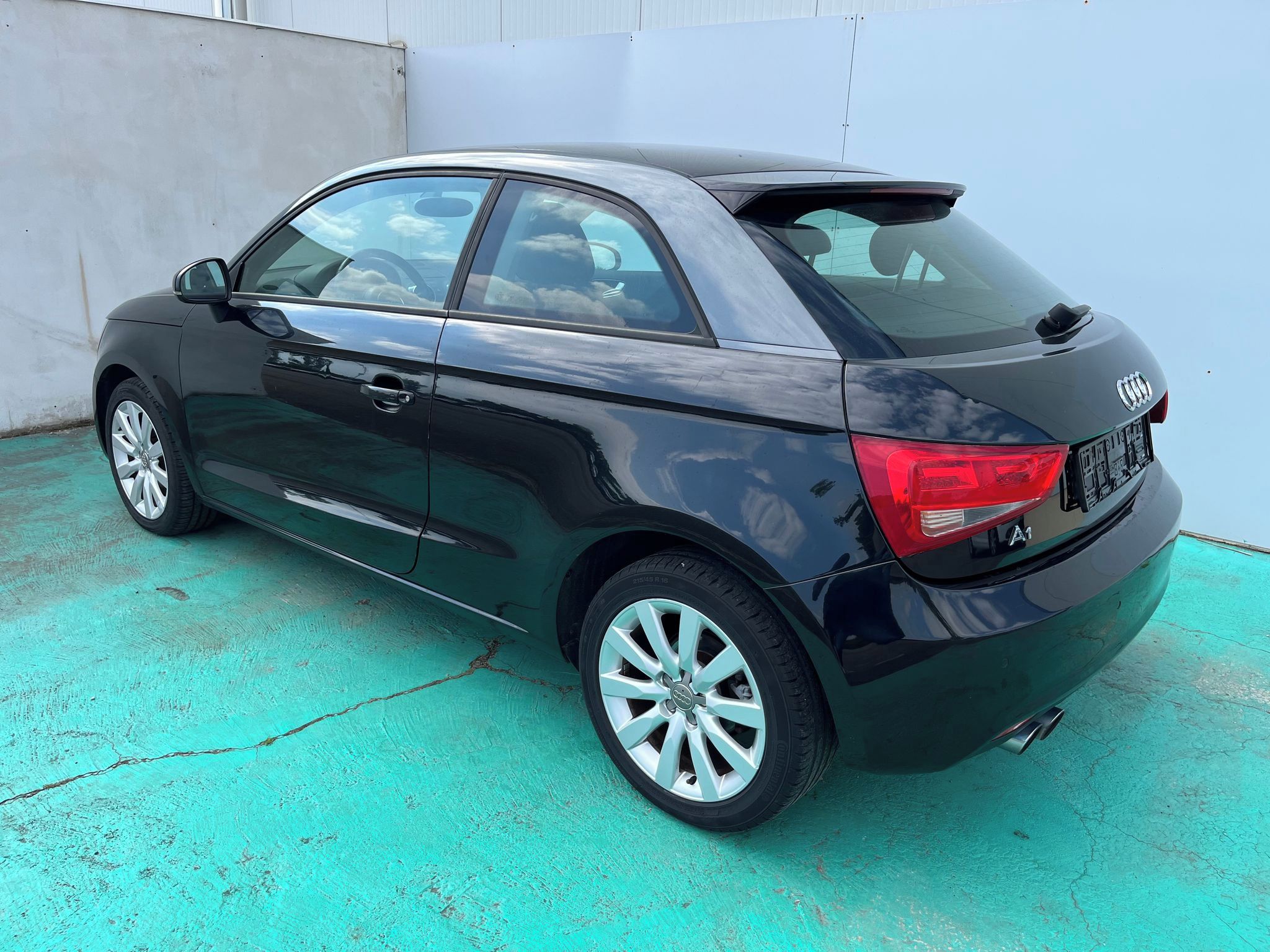 Audi A1, 1.4 Klima, Výhřevy, Senzory - fotka 4