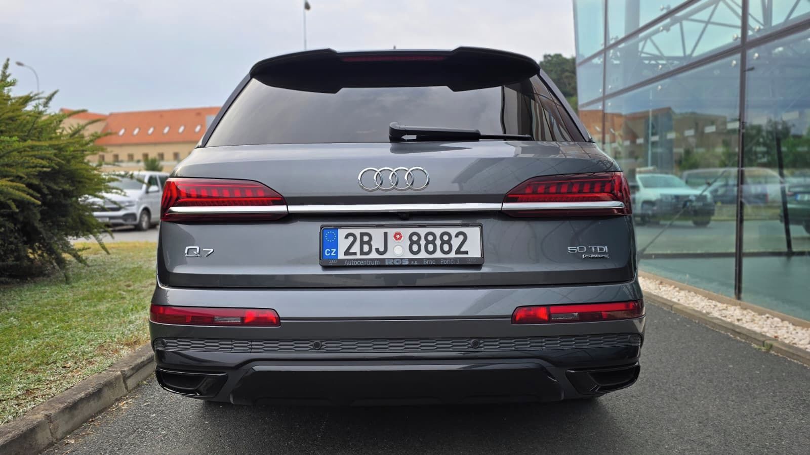 Audi Q7, S line 50 TDI quattro - fotka 4