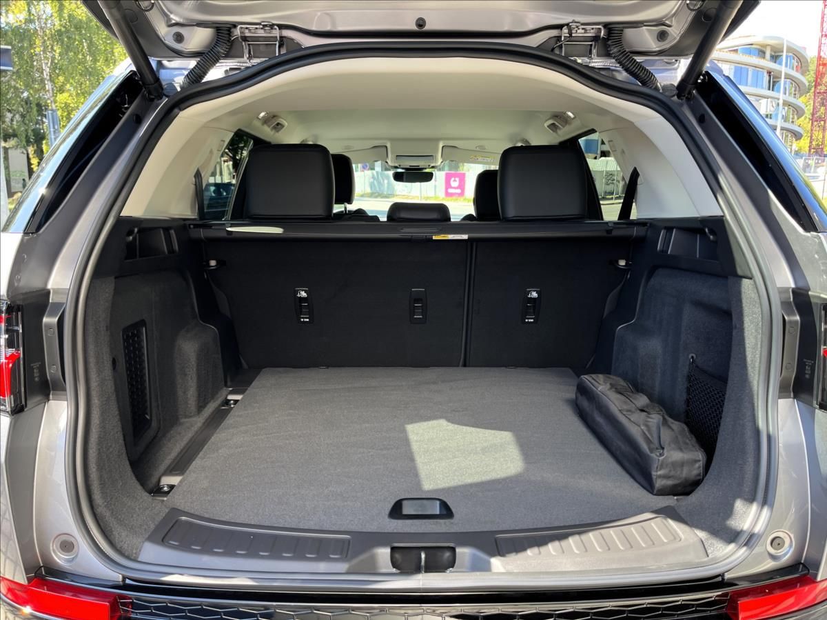 Land Rover Discovery Sport, 2,0 D165 S AWD - fotka 6